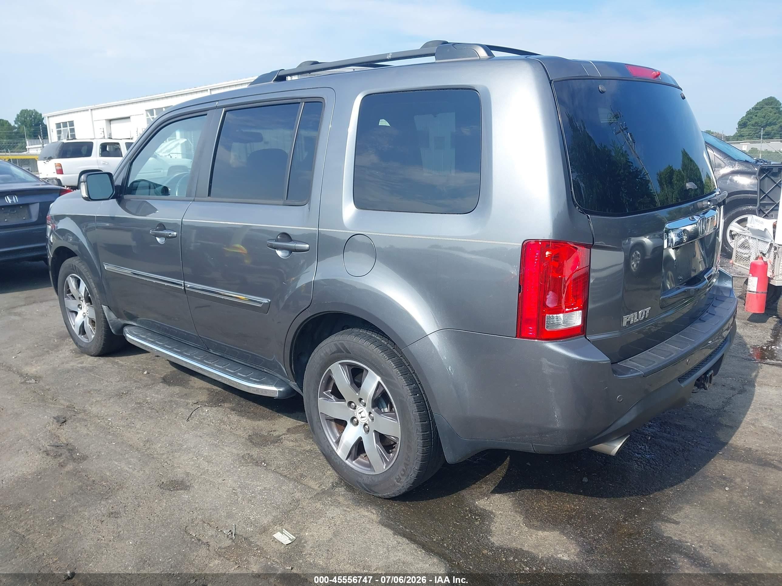 2012 Honda Pilot Touring Gray vin: 5FNYF4H97CB050475