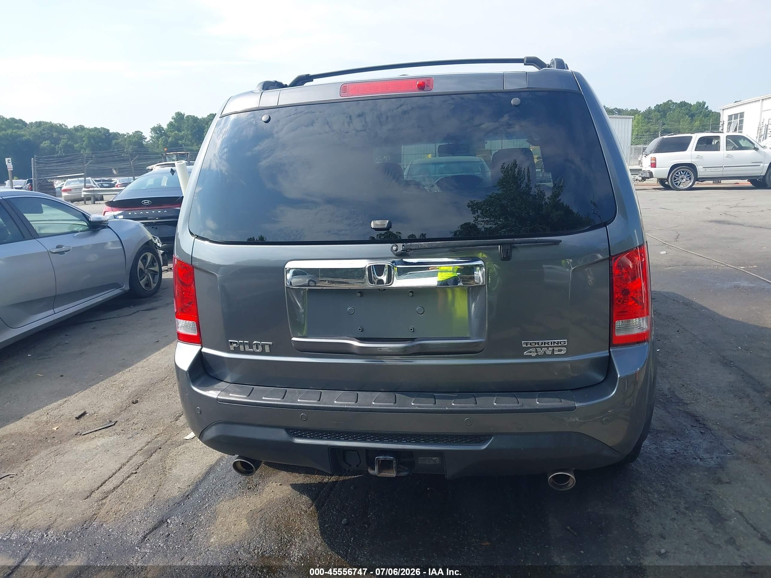 2012 Honda Pilot Touring Gray vin: 5FNYF4H97CB050475