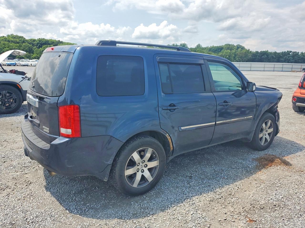 2012 Honda Pilot Touring Blue vin: 5FNYF4H97CB051402