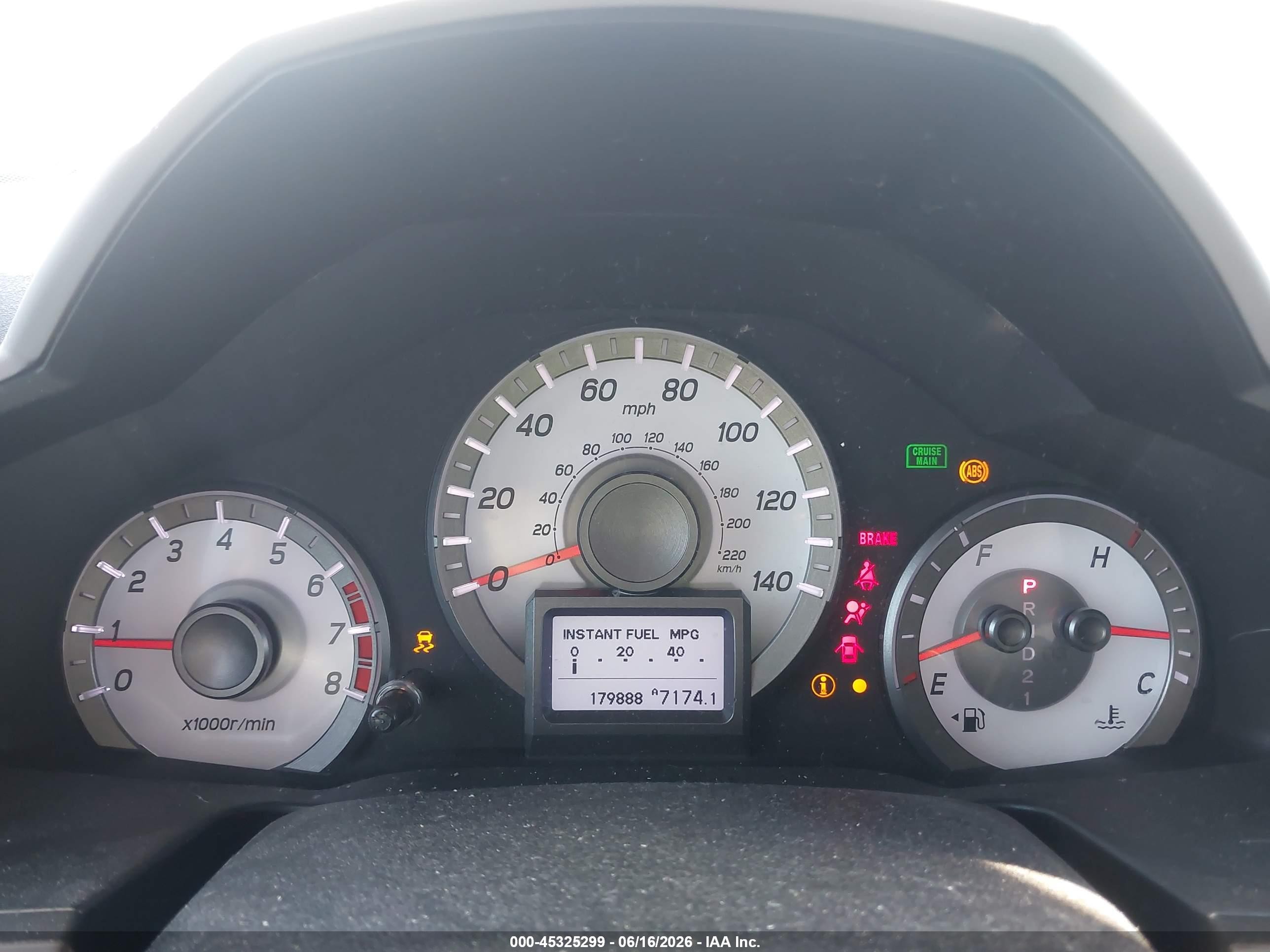 2013 Honda Pilot Touring White vin: 5FNYF4H97DB019471