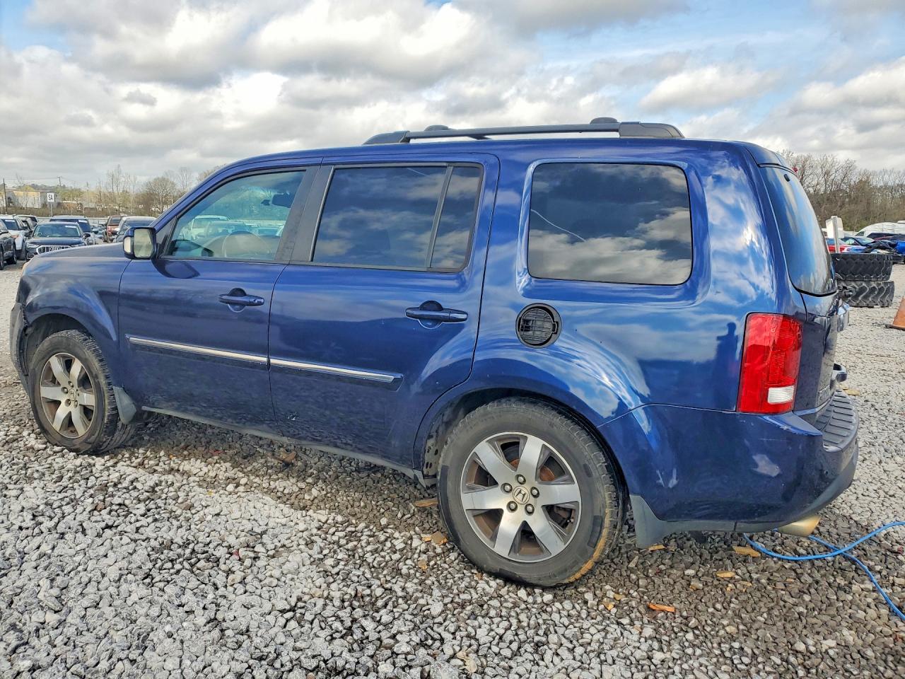 2013 Honda Pilot Touring Blue vin: 5FNYF4H97DB024685