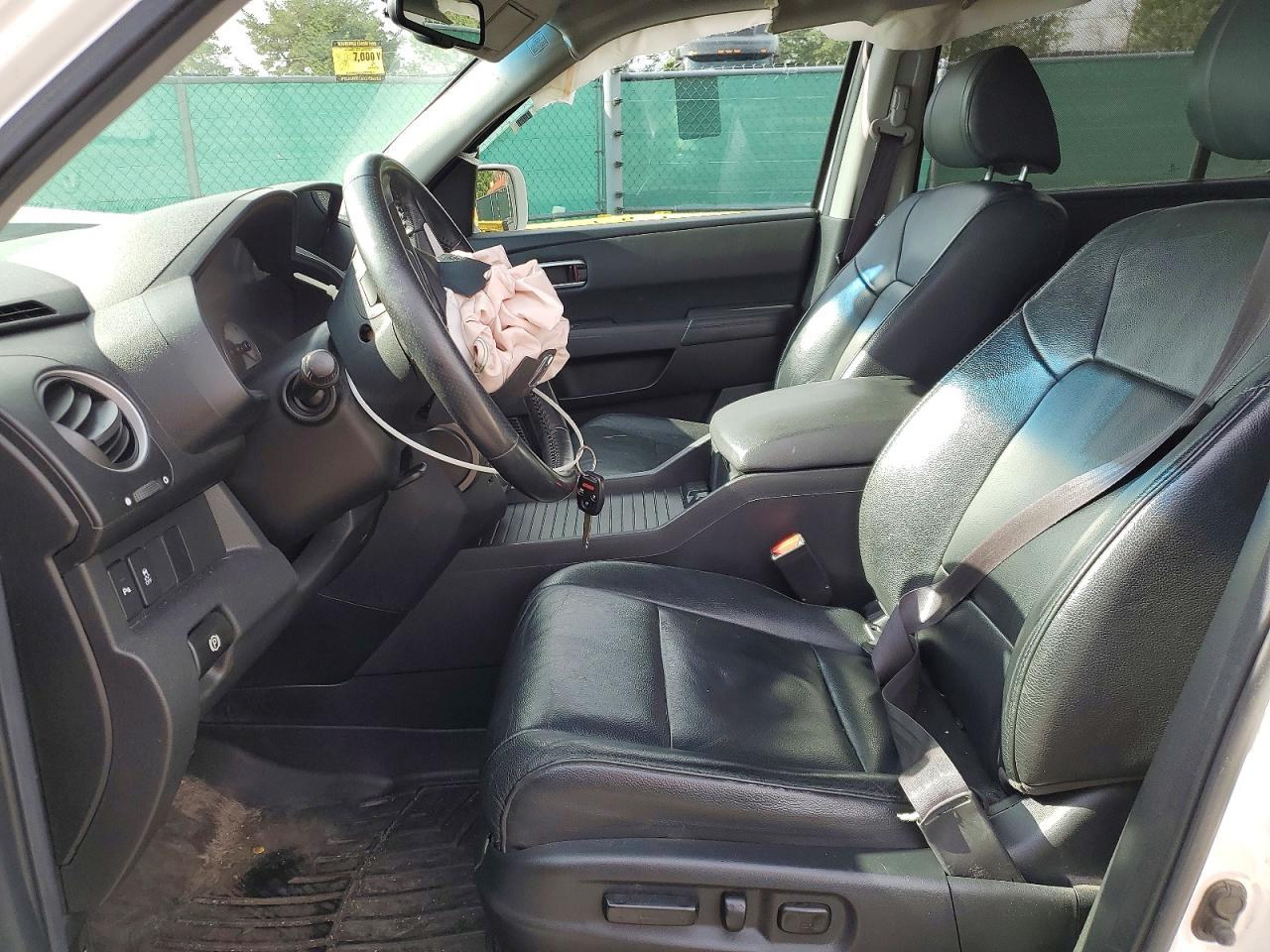 2013 Honda Pilot Touring White vin: 5FNYF4H97DB061865