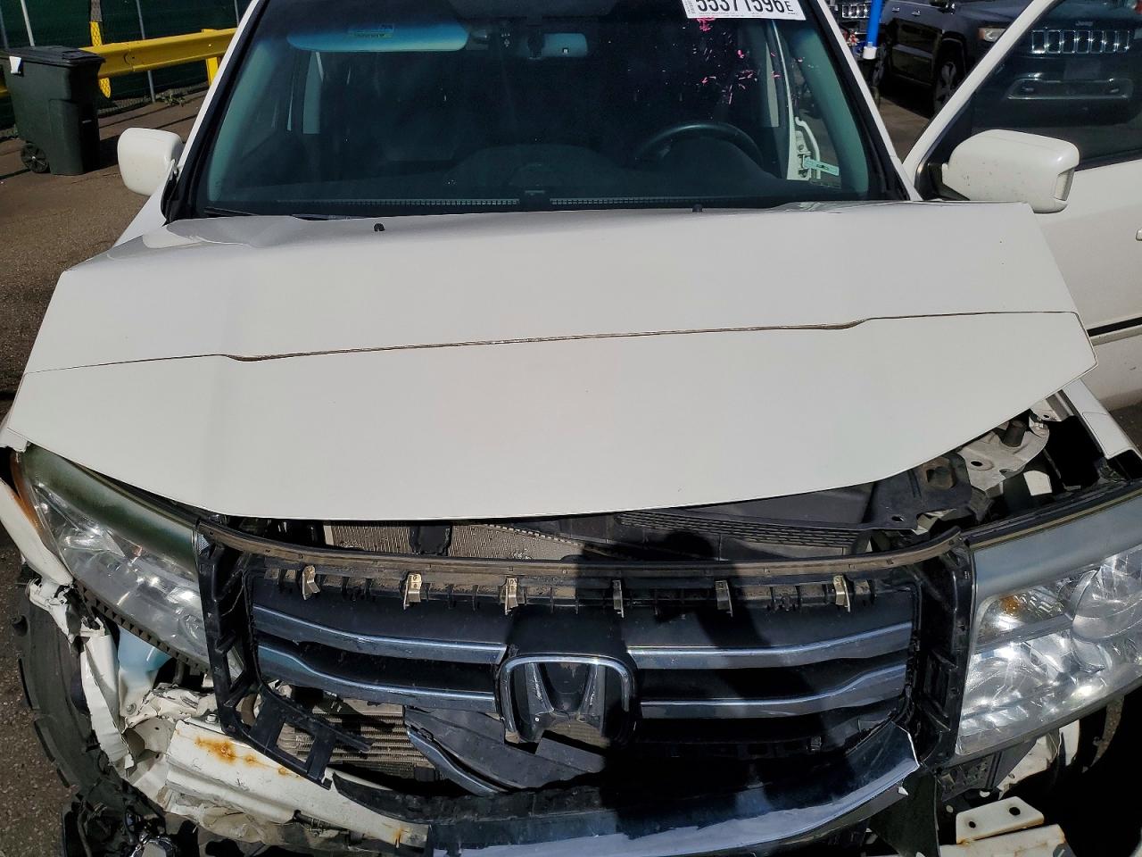 2013 Honda Pilot Touring White vin: 5FNYF4H97DB061865