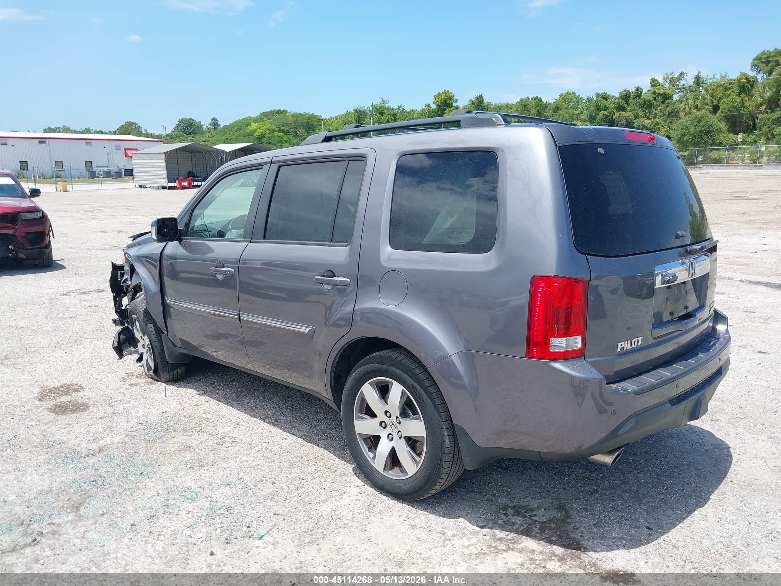 2015 Honda Pilot Touring Gray vin: 5FNYF4H97FB033583