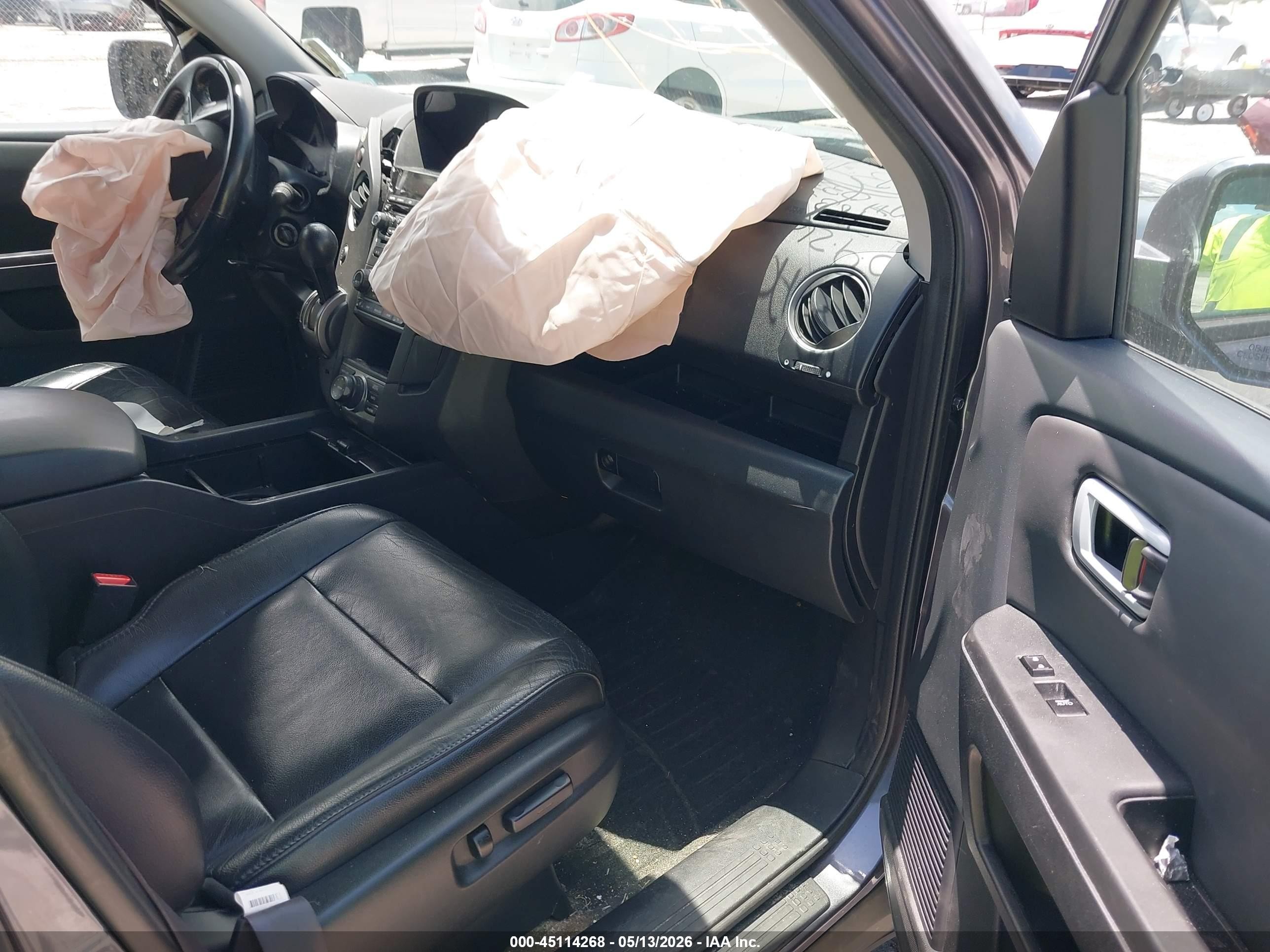 2015 Honda Pilot Touring Gray vin: 5FNYF4H97FB033583