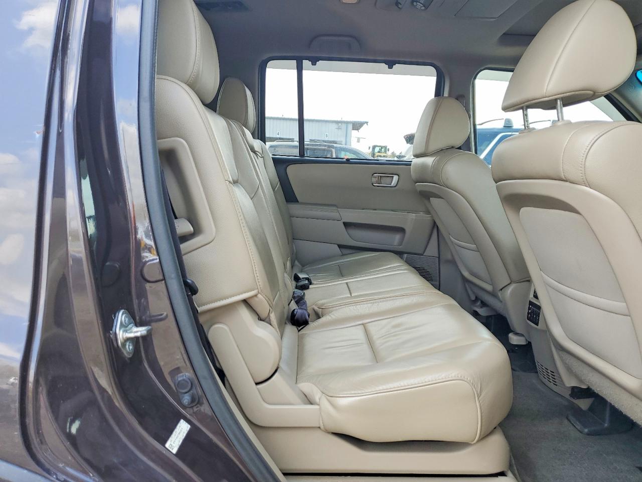 2015 Honda Pilot Touring Charcoal vin: 5FNYF4H97FB060878