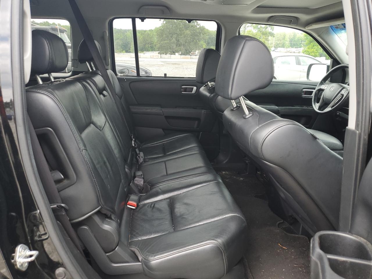 2010 Honda Pilot Touring Black vin: 5FNYF4H98AB014498