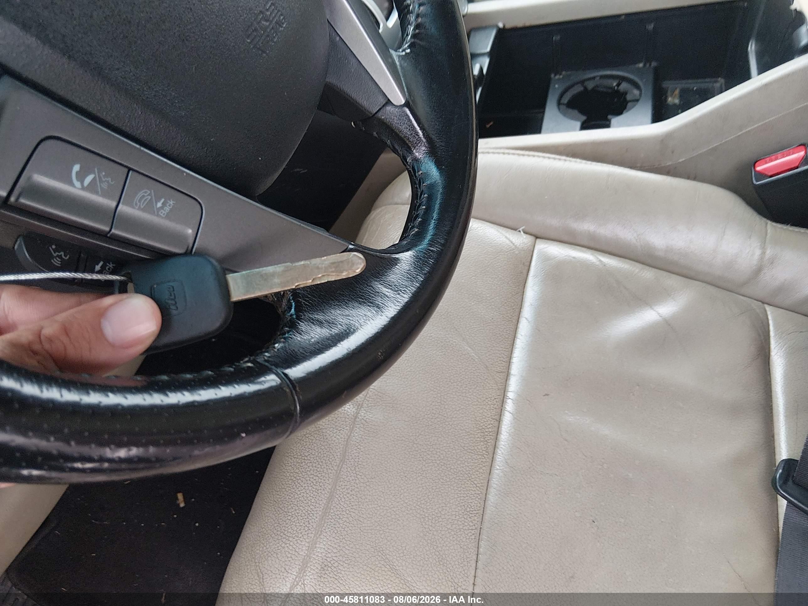 2011 Honda Pilot Touring Бежевый vin: 5FNYF4H98BB008928