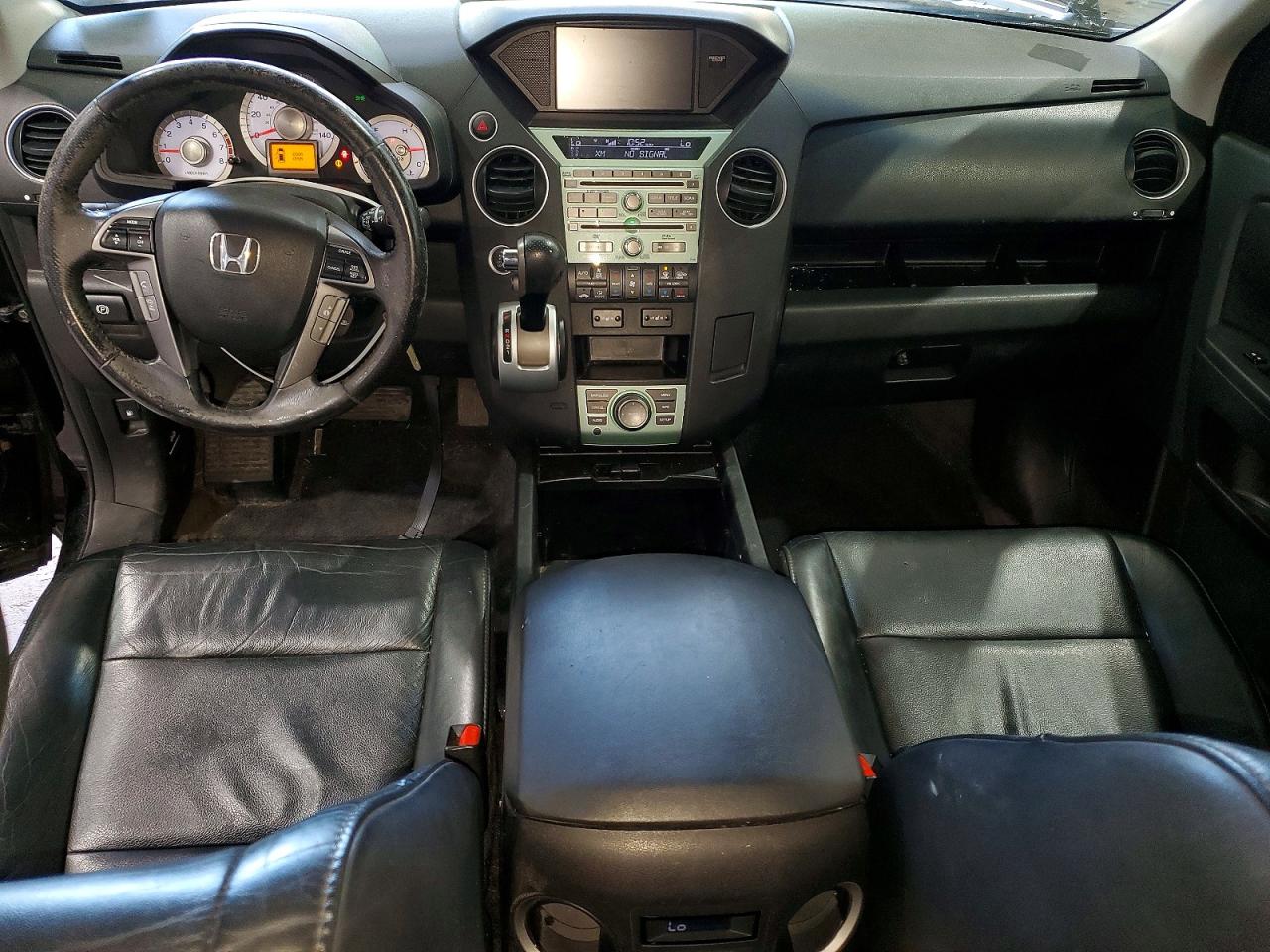 2011 Honda Pilot Touring Black vin: 5FNYF4H98BB028192