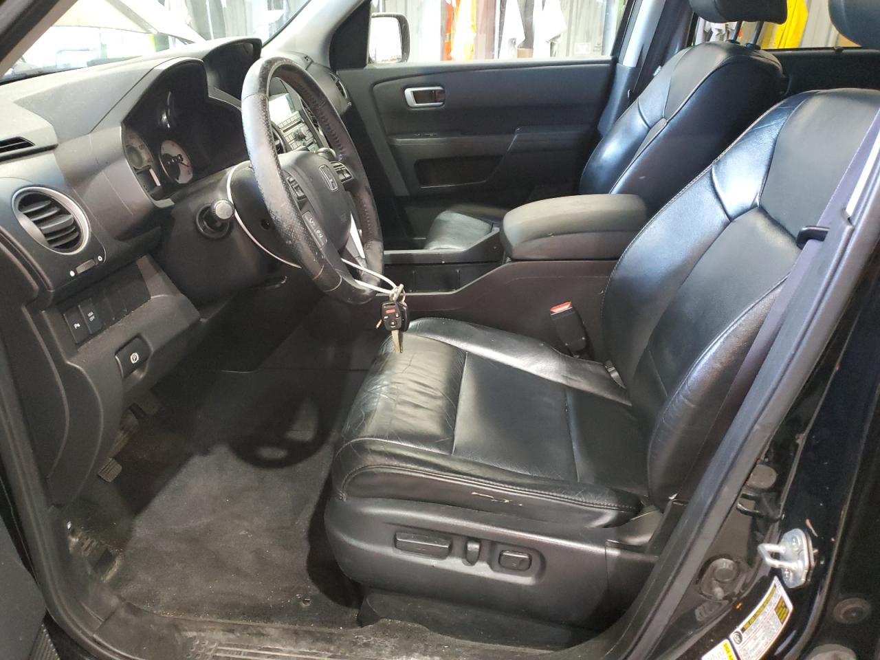 2011 Honda Pilot Touring Black vin: 5FNYF4H98BB028192 Damage: Left Front Seat Cushion, Torn, 3 To 4 Inches