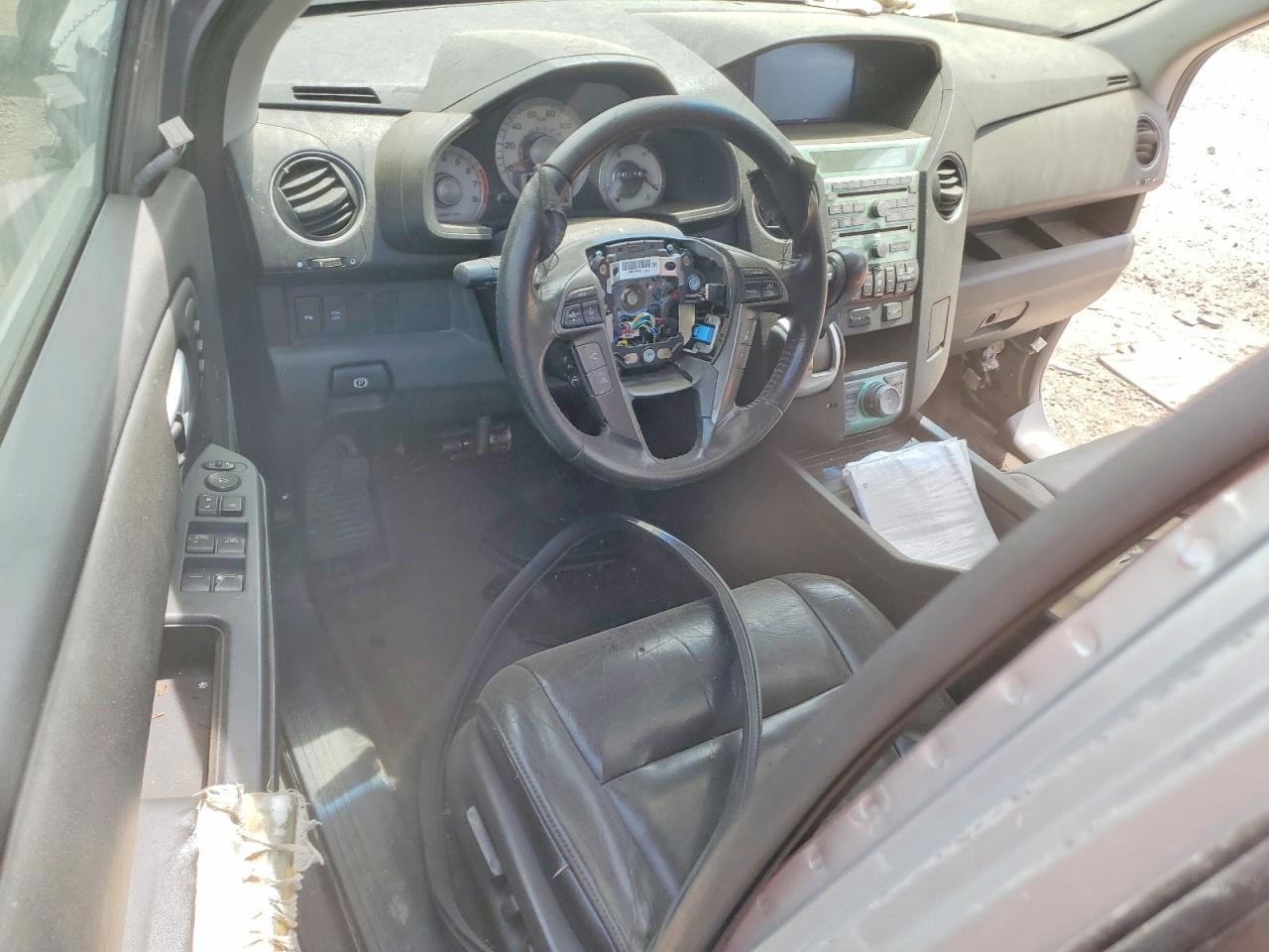 2011 Honda Pilot Touring Silver vin: 5FNYF4H98BB041587