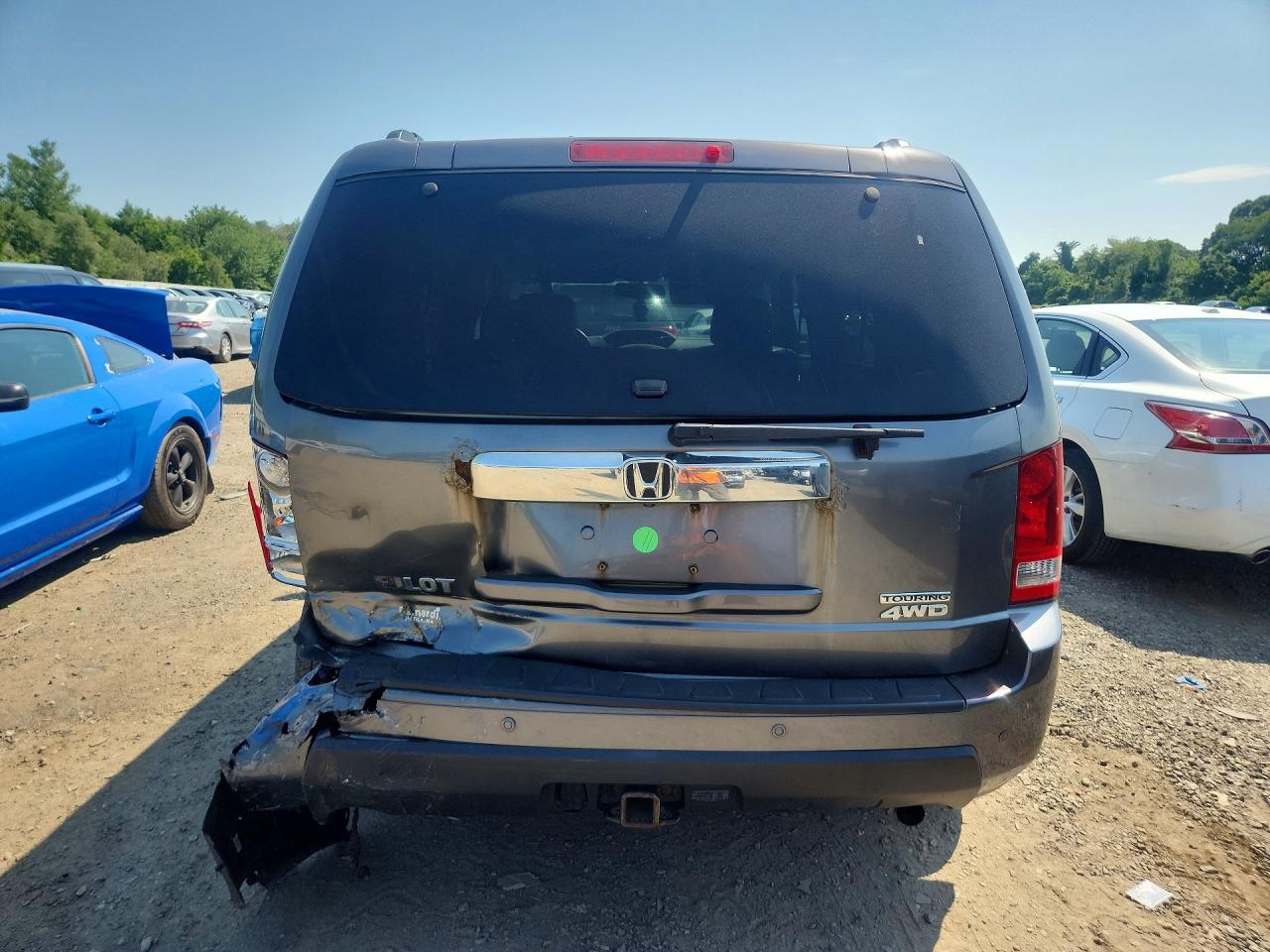 2011 Honda Pilot Touring Gray vin: 5FNYF4H98BB076808