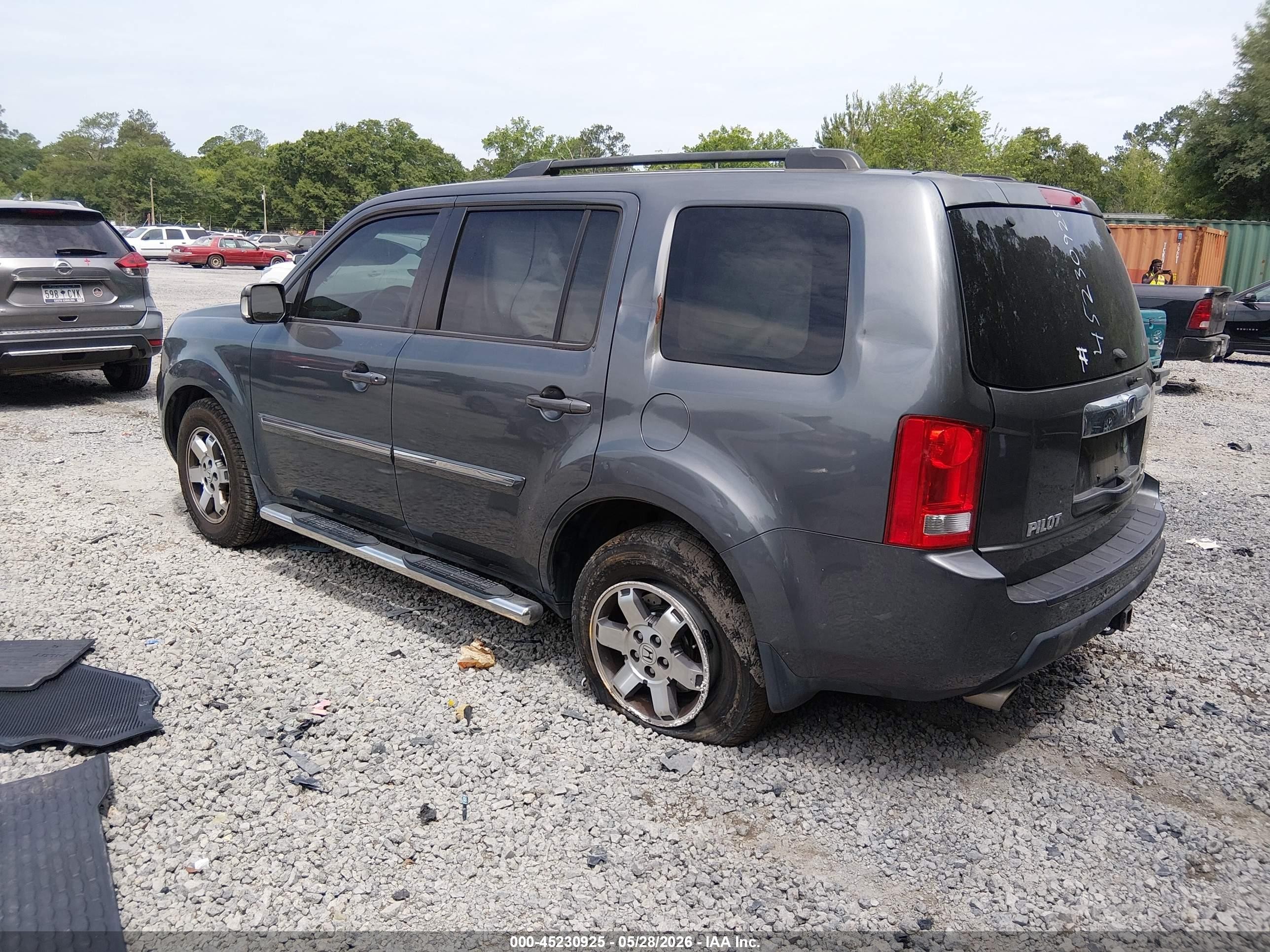 2011 Honda Pilot Touring Серый vin: 5FNYF4H98BB081104