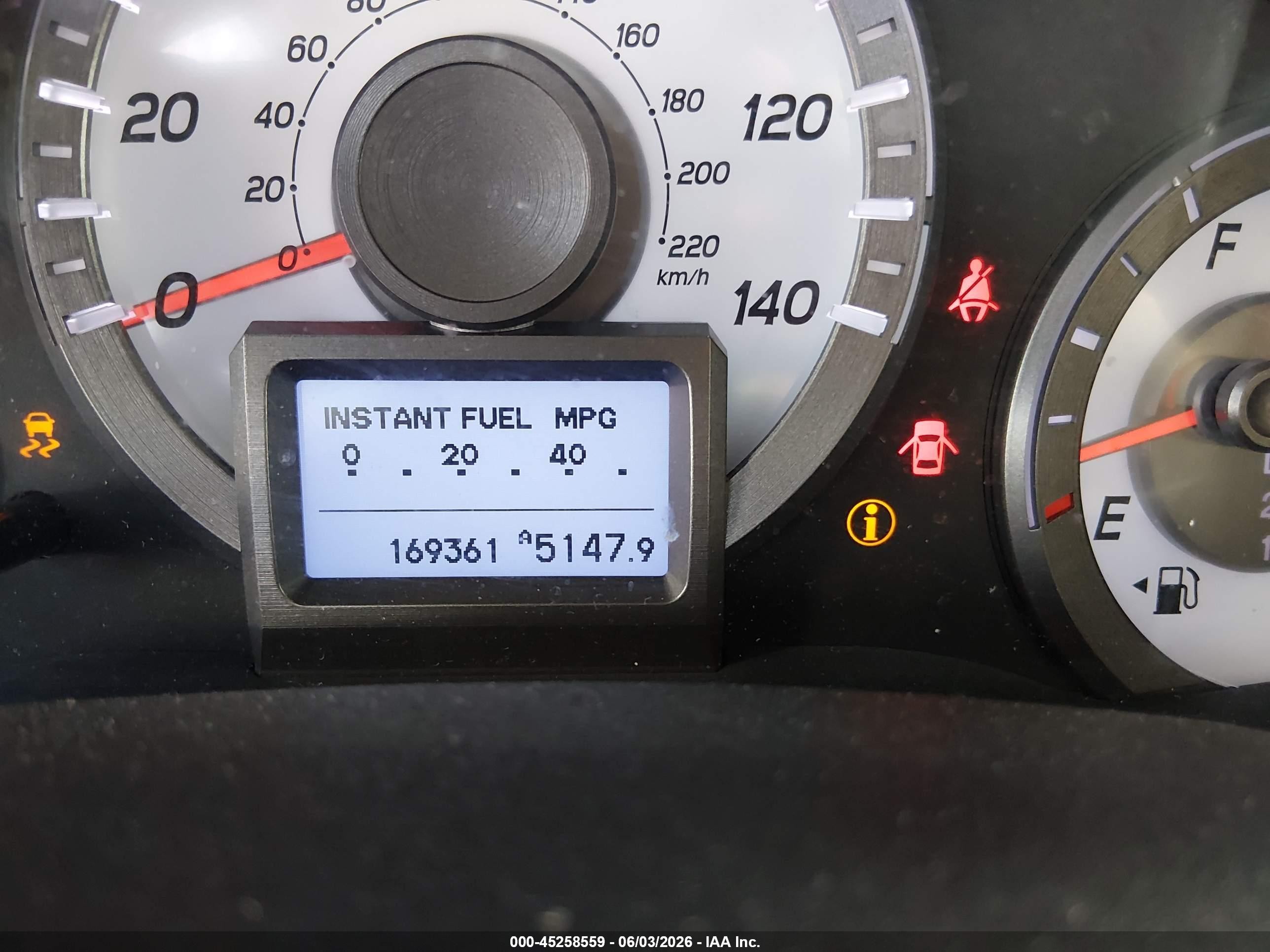 2012 Honda Pilot Touring Silver vin: 5FNYF4H98CB020305