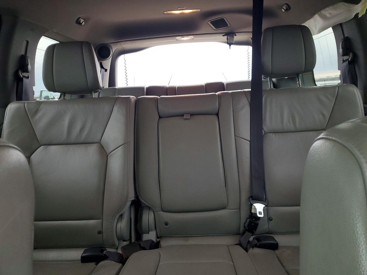 2012 Honda Pilot Touring Gray vin: 5FNYF4H98CB034592