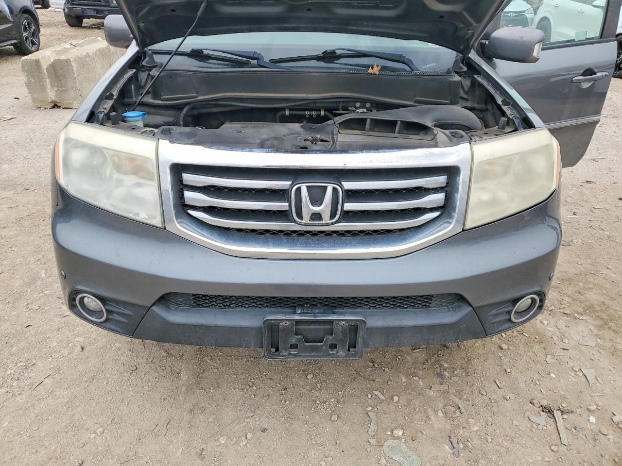 2012 Honda Pilot Touring Gray vin: 5FNYF4H98CB034592