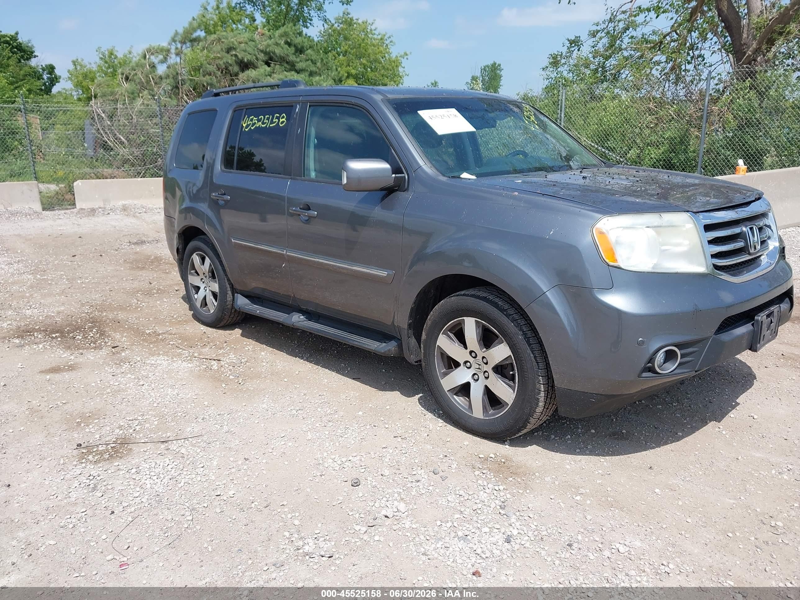 2012 Honda Pilot Touring Gray vin: 5FNYF4H98CB042739