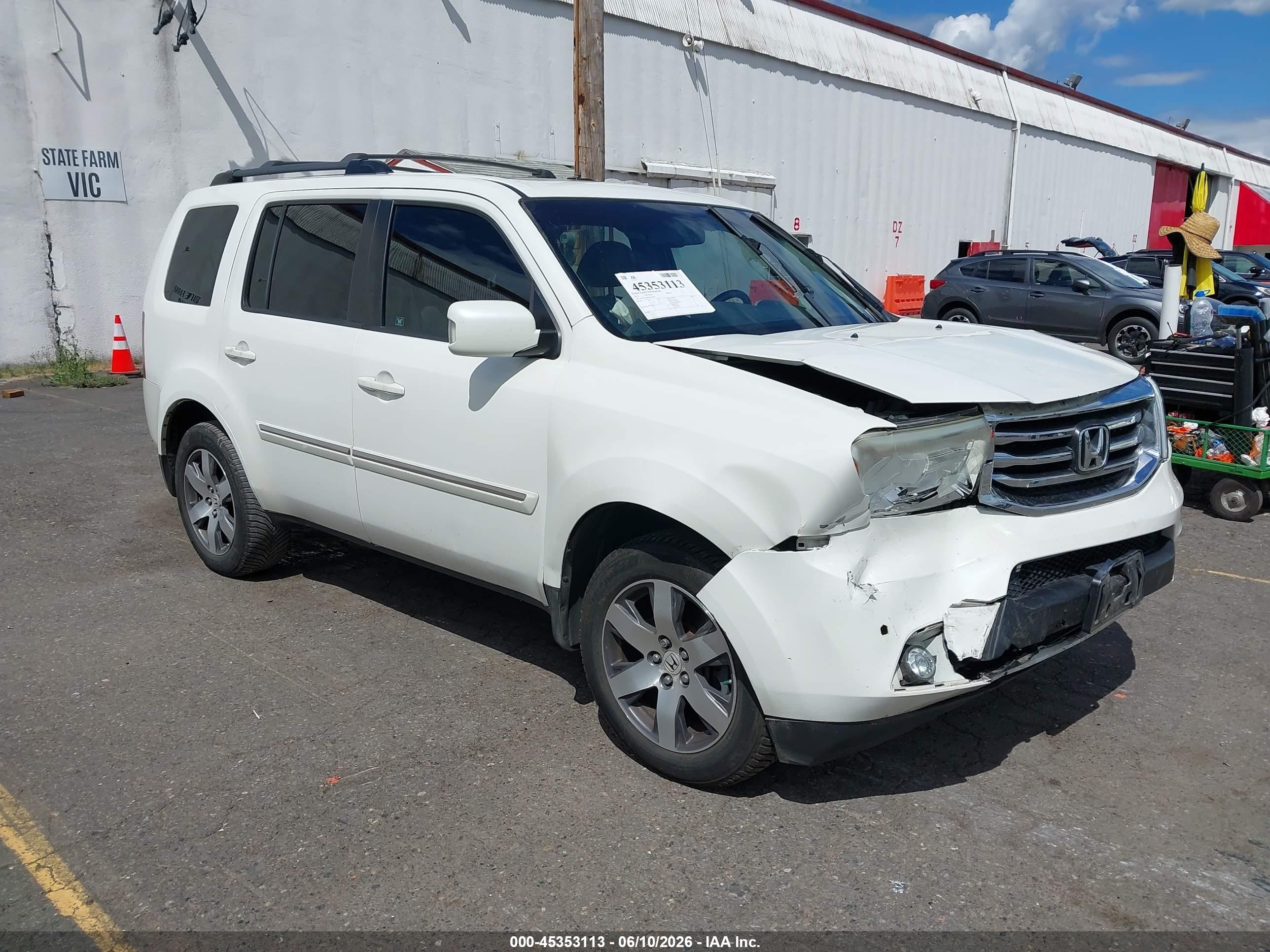 2012 Honda Pilot Touring White vin: 5FNYF4H98CB044880