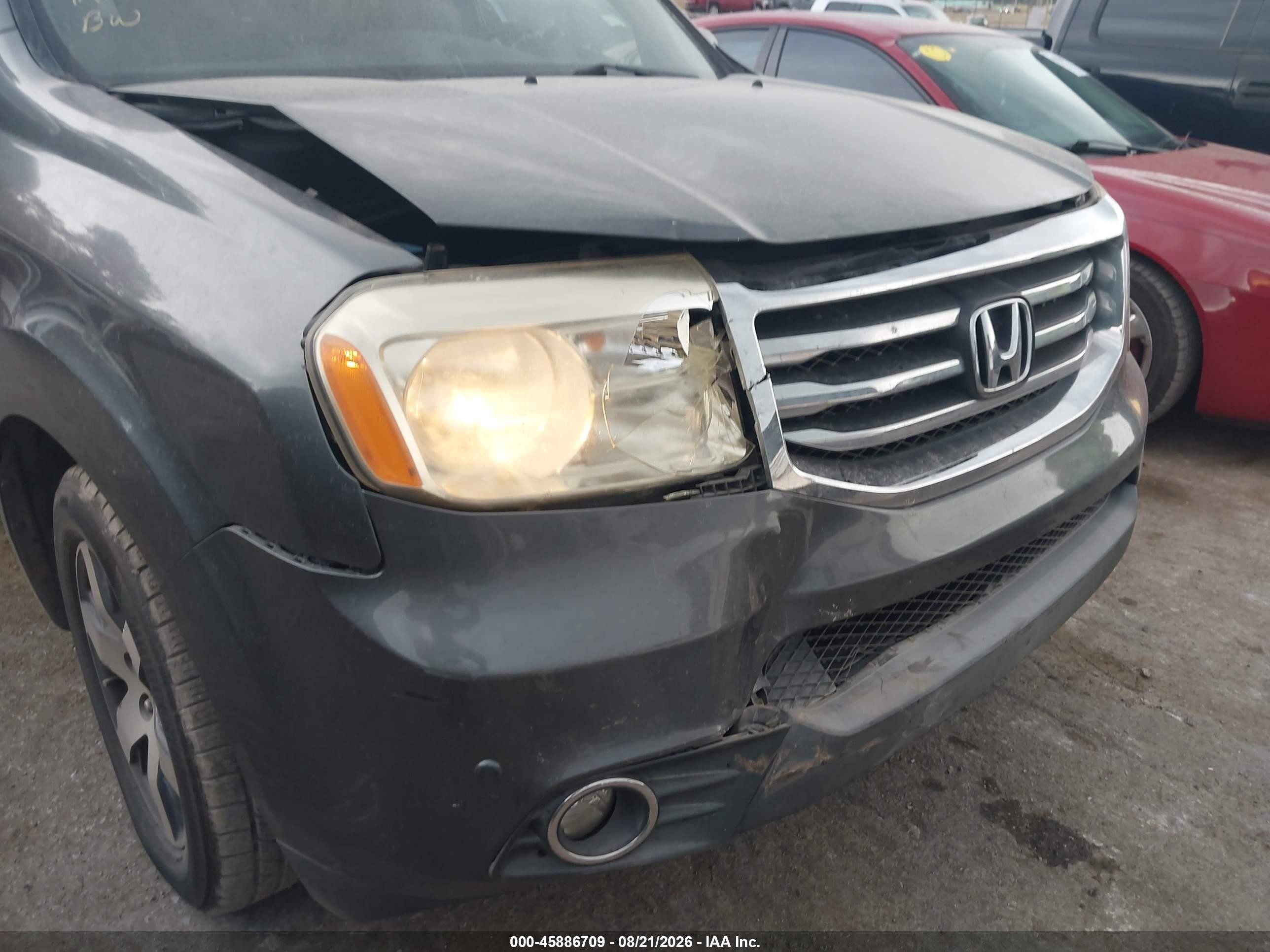 2012 Honda Pilot Touring Gray vin: 5FNYF4H98CB082013