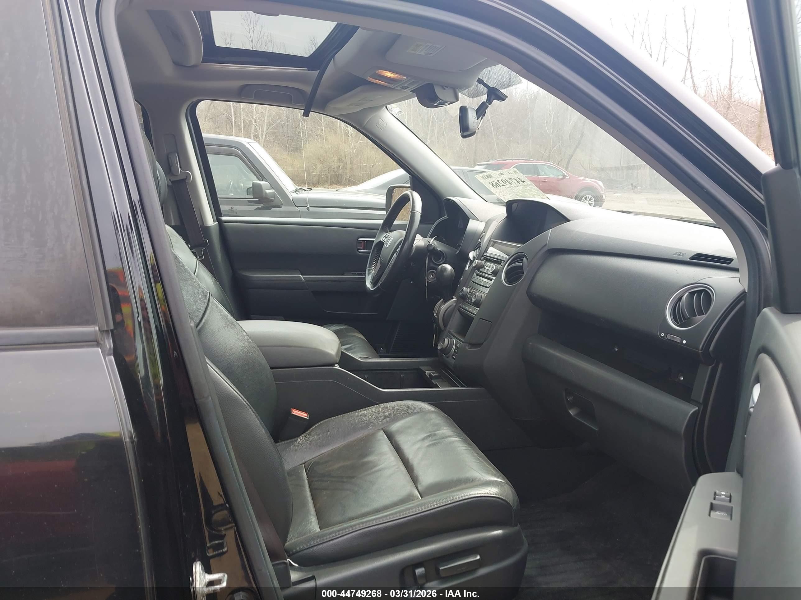 2013 Honda Pilot Touring Black vin: 5FNYF4H98DB065813