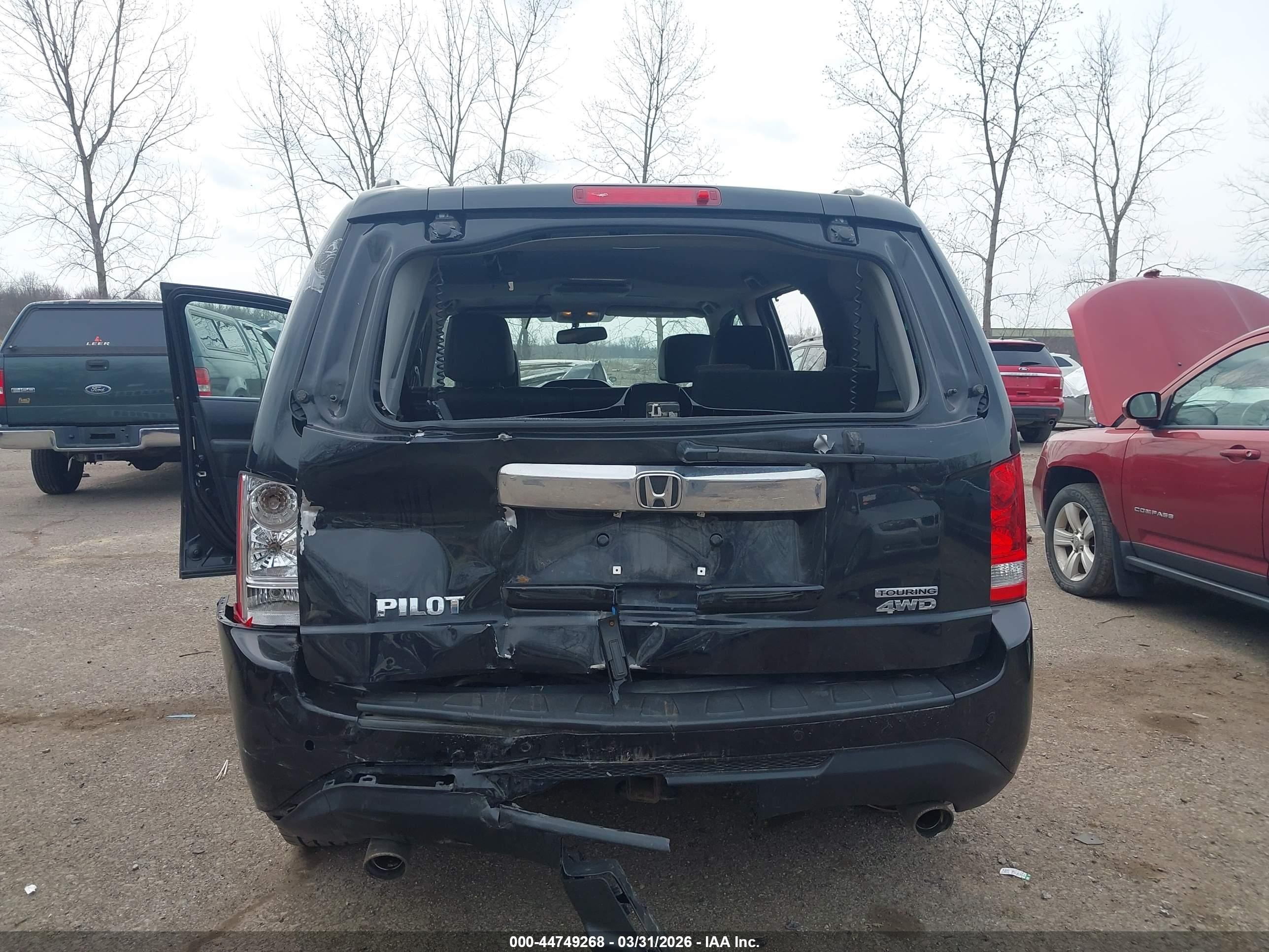 2013 Honda Pilot Touring Black vin: 5FNYF4H98DB065813