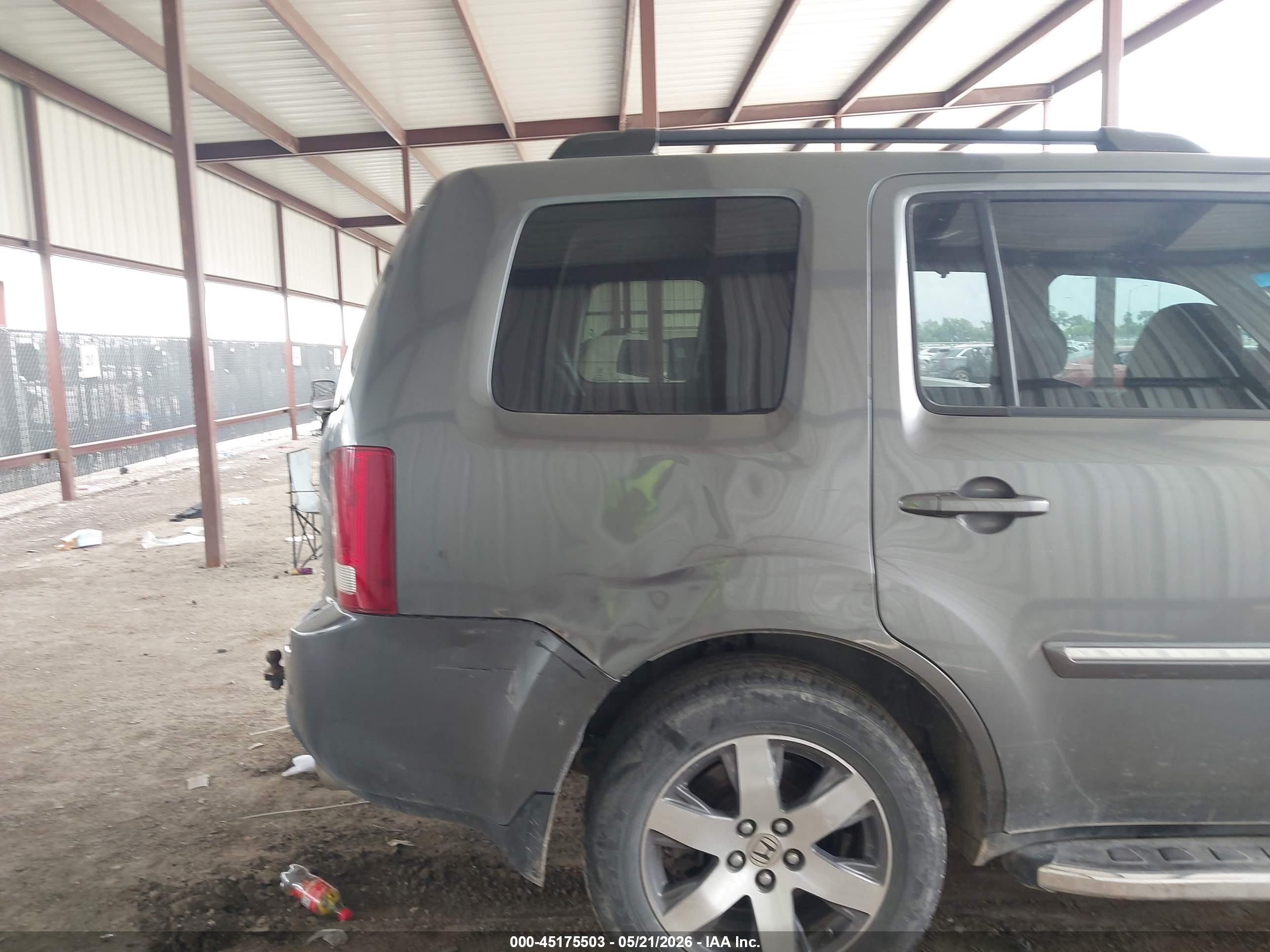 2013 Honda Pilot Touring Gray vin: 5FNYF4H98DB072907