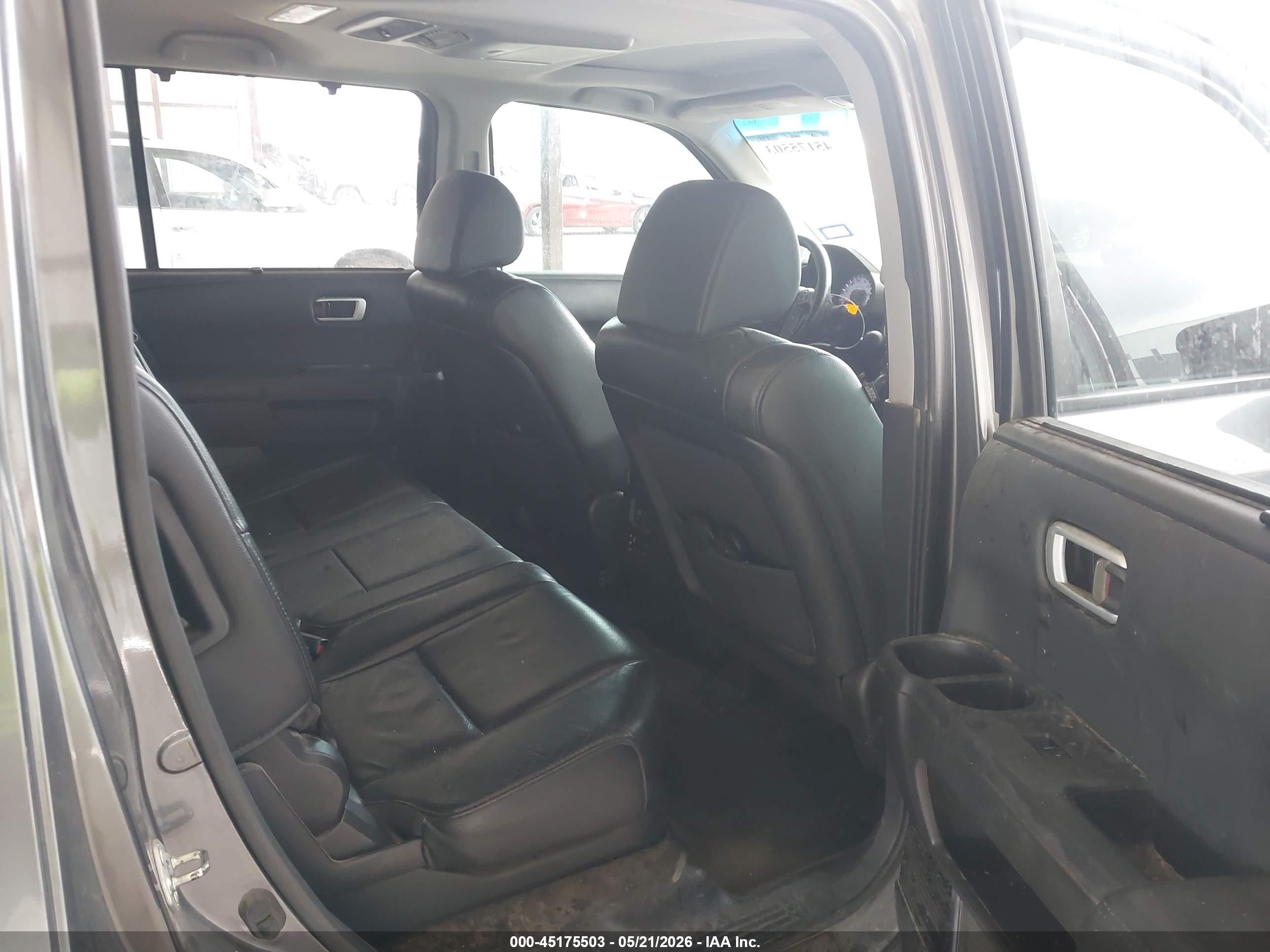 2013 Honda Pilot Touring Gray vin: 5FNYF4H98DB072907