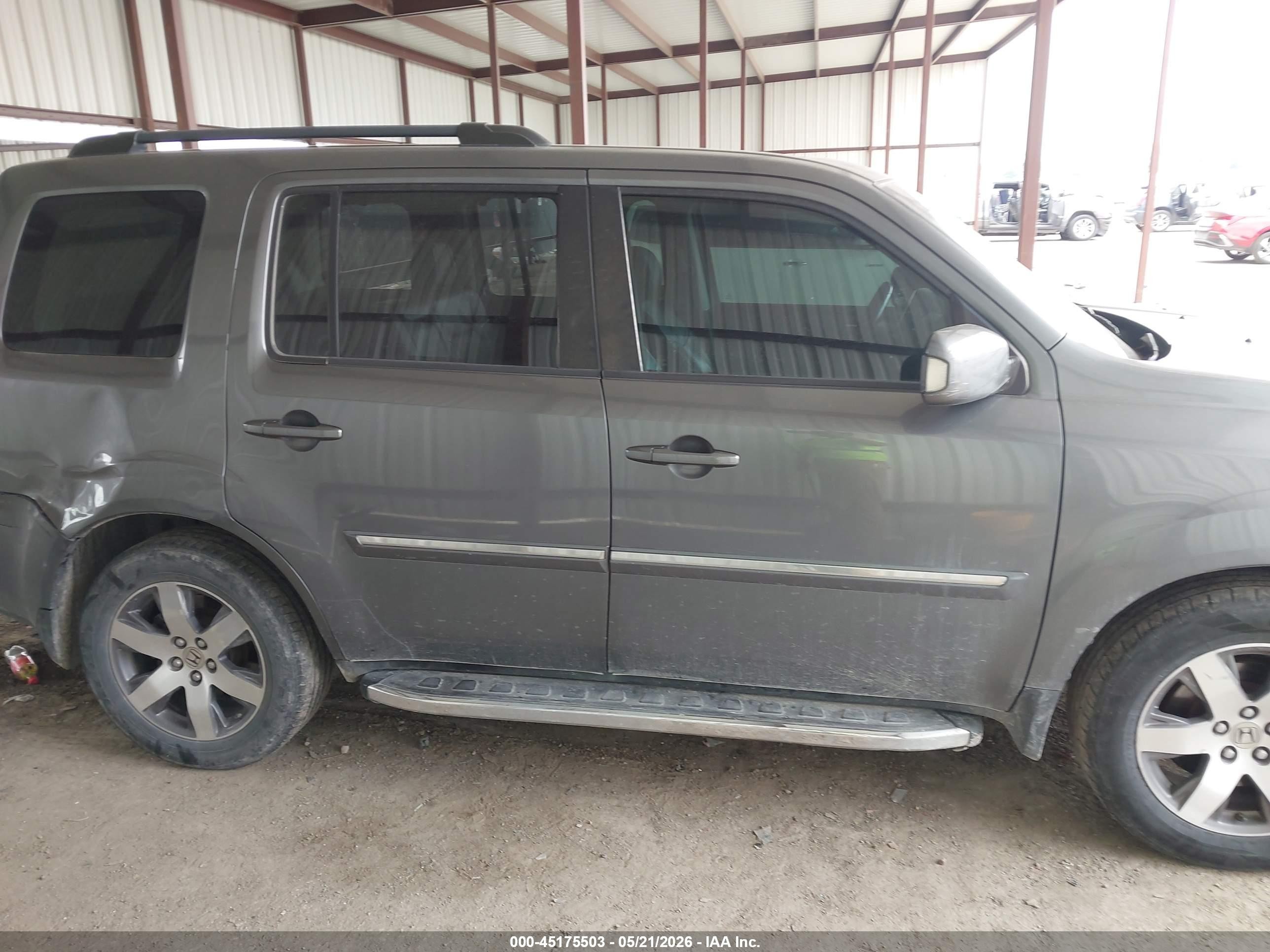 2013 Honda Pilot Touring Gray vin: 5FNYF4H98DB072907