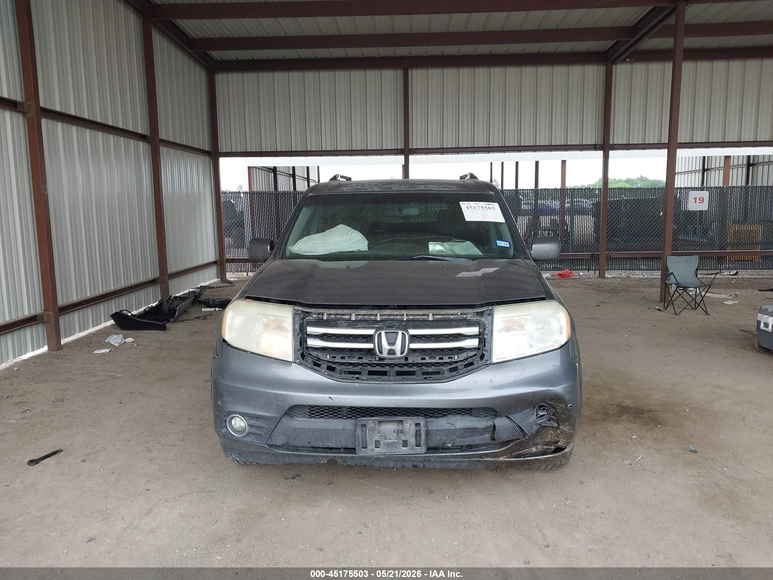 2013 Honda Pilot Touring Gray vin: 5FNYF4H98DB072907