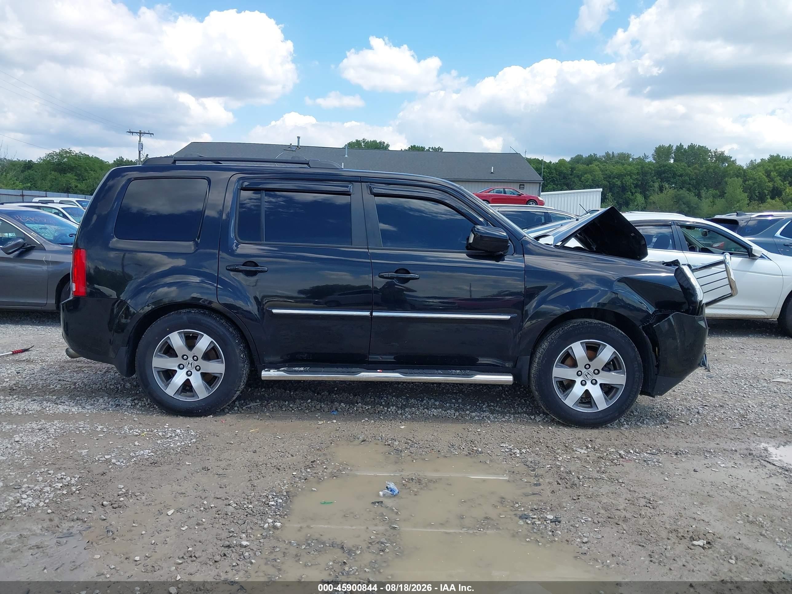 2013 Honda Pilot Touring Black vin: 5FNYF4H98DB084622