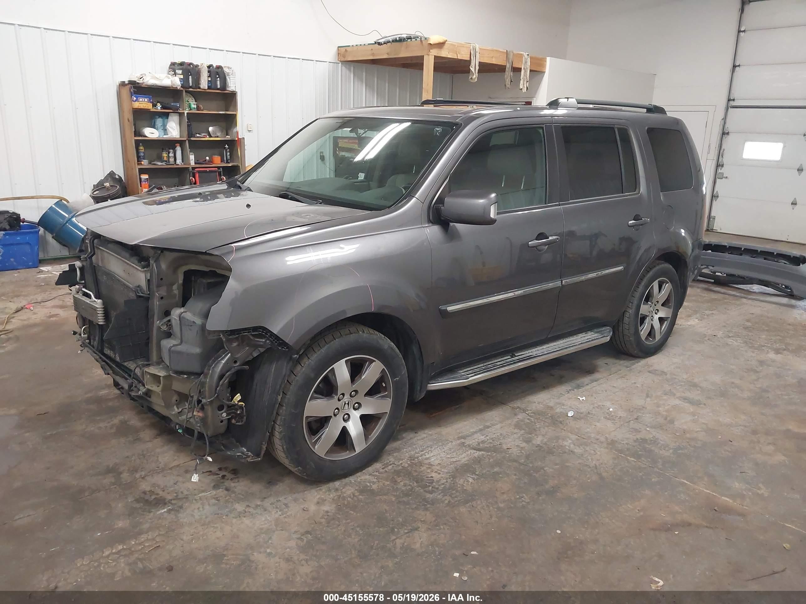 2014 Honda Pilot Touring Gray vin: 5FNYF4H98EB014328
