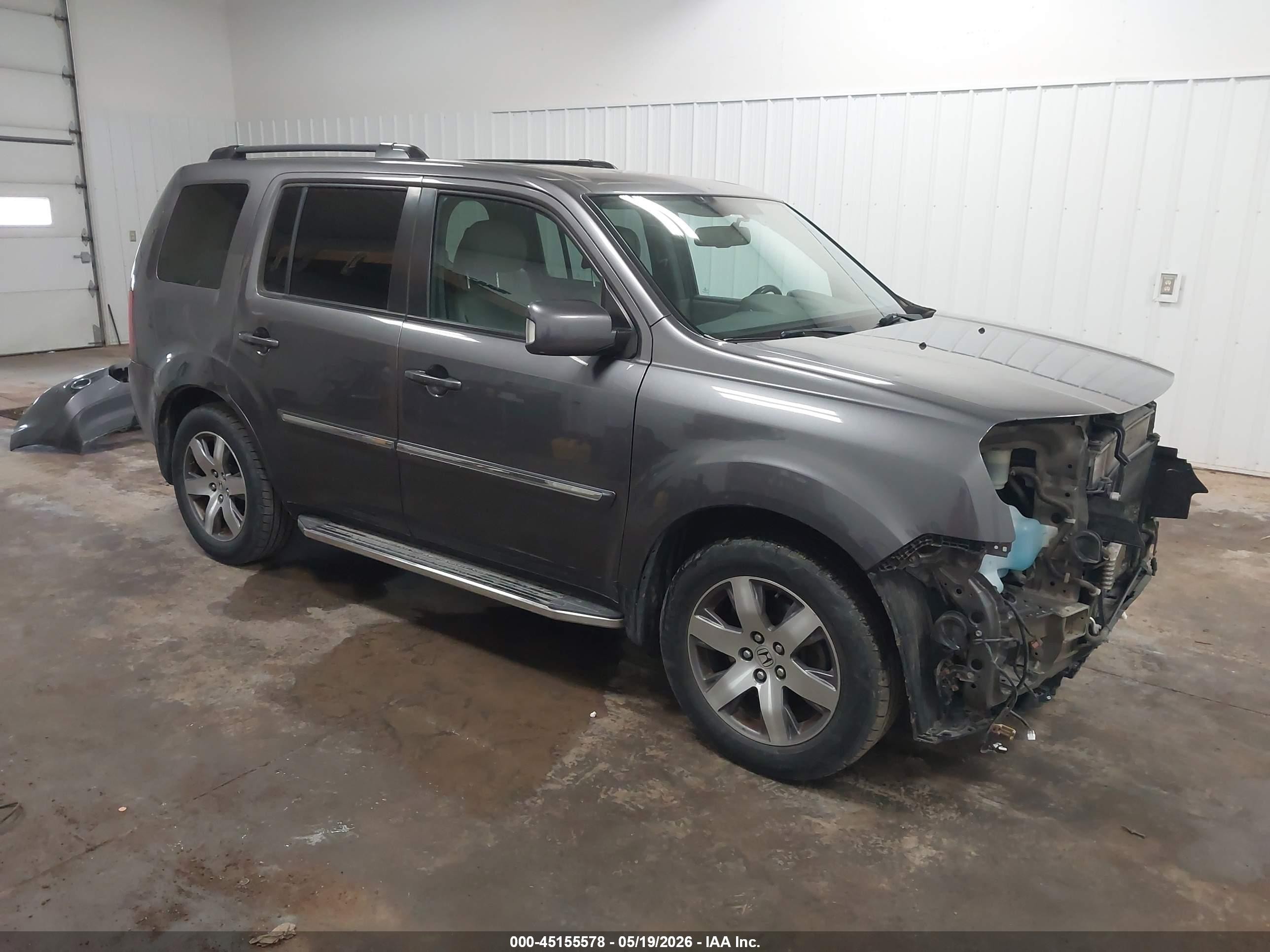 2014 Honda Pilot Touring Gray vin: 5FNYF4H98EB014328