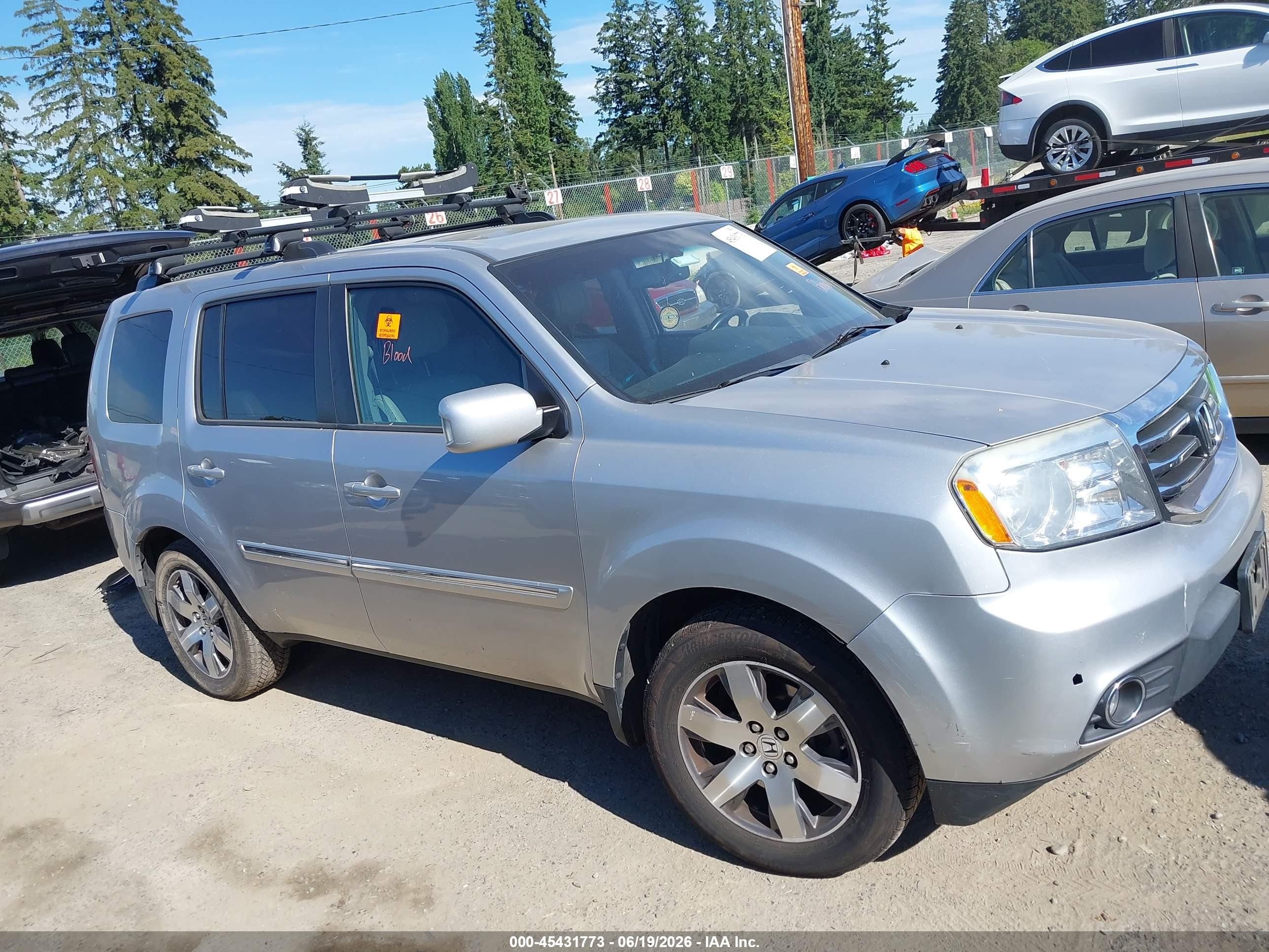 2014 Honda Pilot Touring Silver vin: 5FNYF4H98EB030030