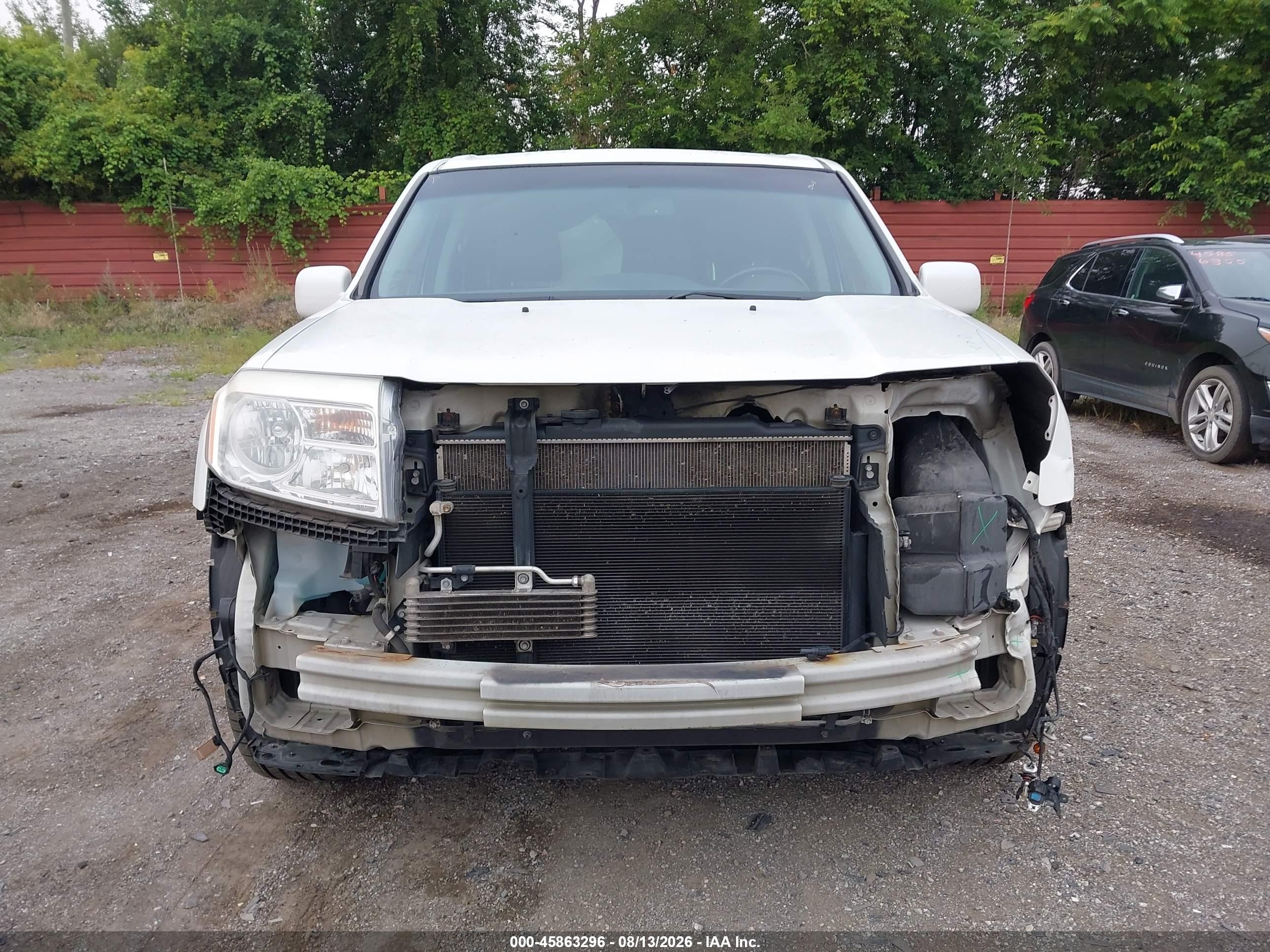 2015 Honda Pilot Touring White vin: 5FNYF4H98FB042891