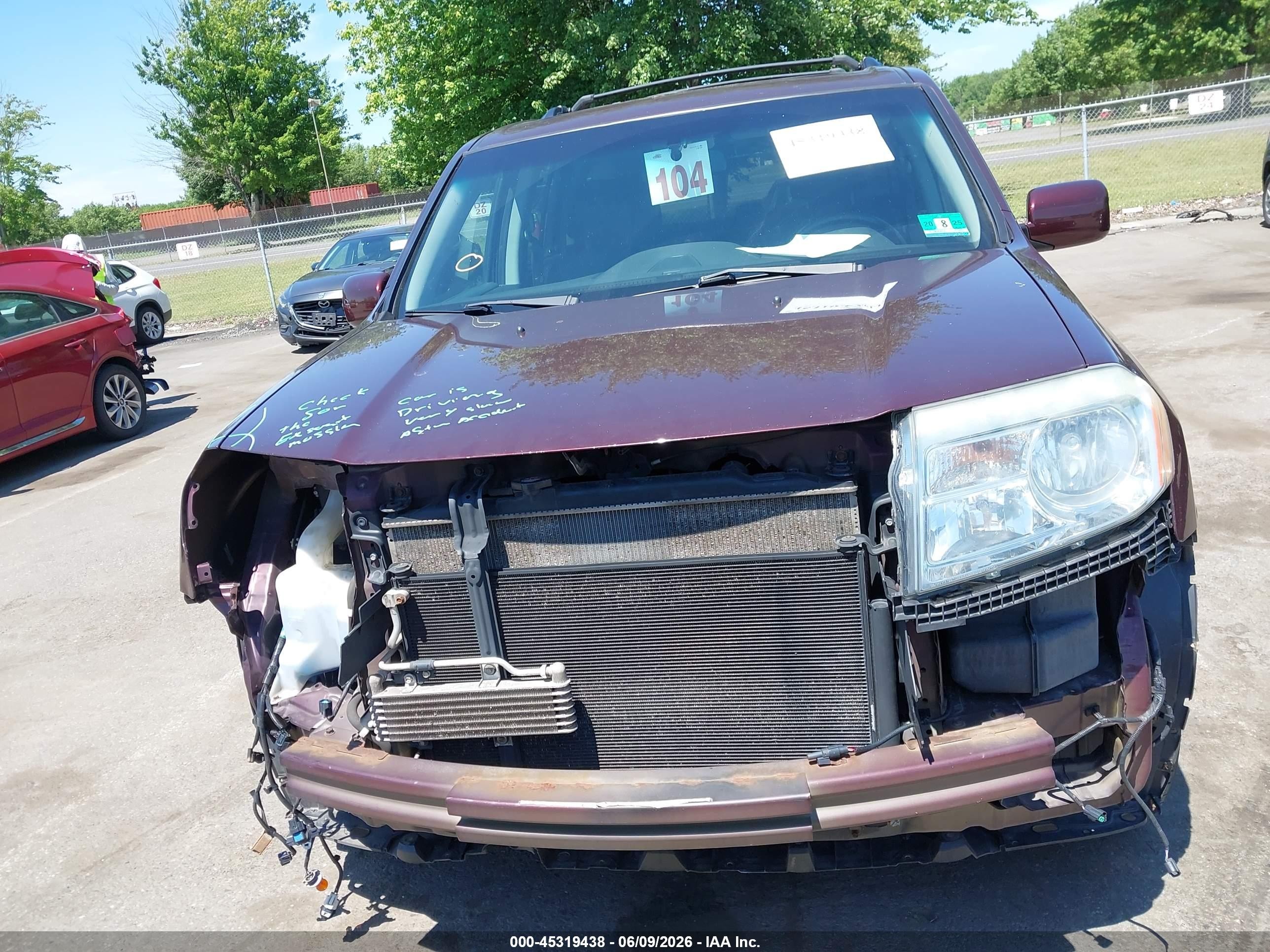 2015 Honda Pilot Touring Burgundy vin: 5FNYF4H98FB053261