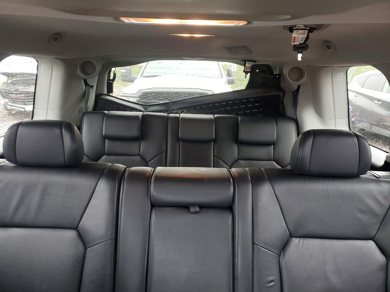 2011 Honda Pilot Touring Black vin: 5FNYF4H99BB020246
