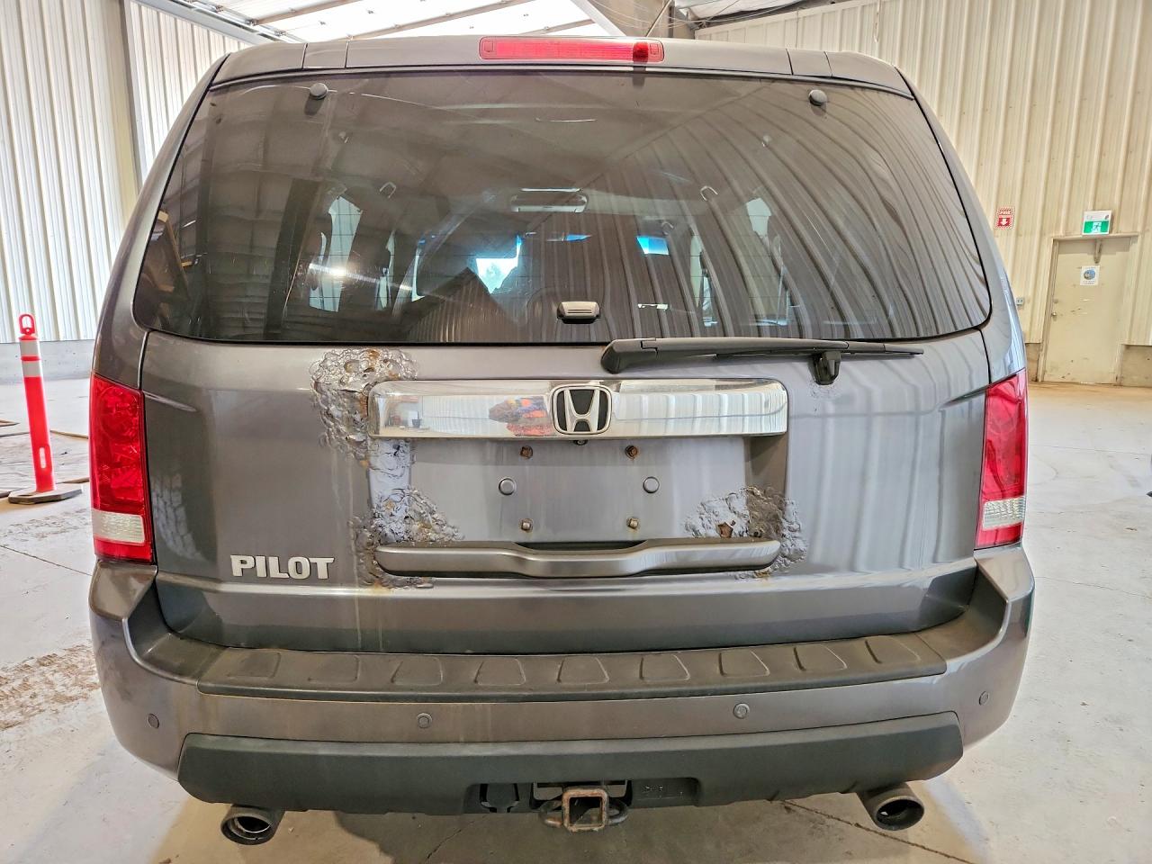 2011 Honda Pilot Touring Gray vin: 5FNYF4H99BB501162