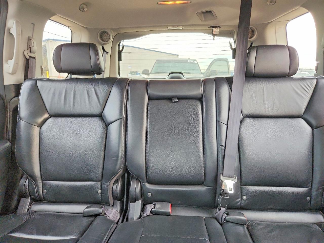 2011 Honda Pilot Touring Gray vin: 5FNYF4H99BB504272