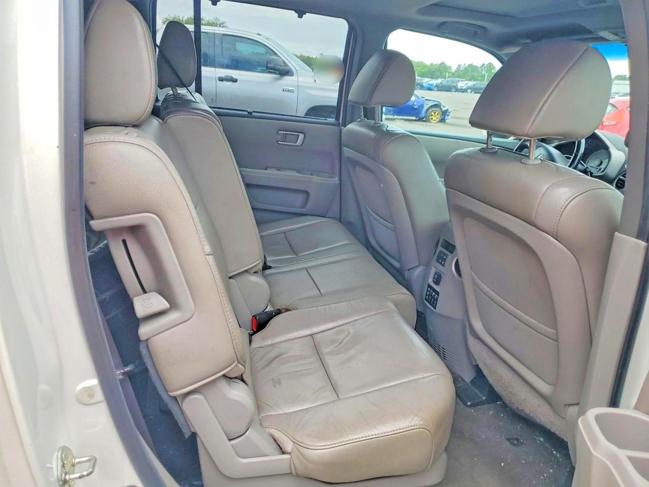 2012 Honda Pilot Touring White vin: 5FNYF4H99CB055256