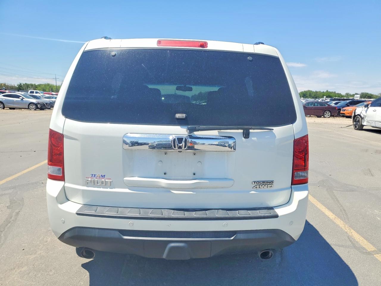 2013 Honda Pilot Touring White vin: 5FNYF4H99DB001179