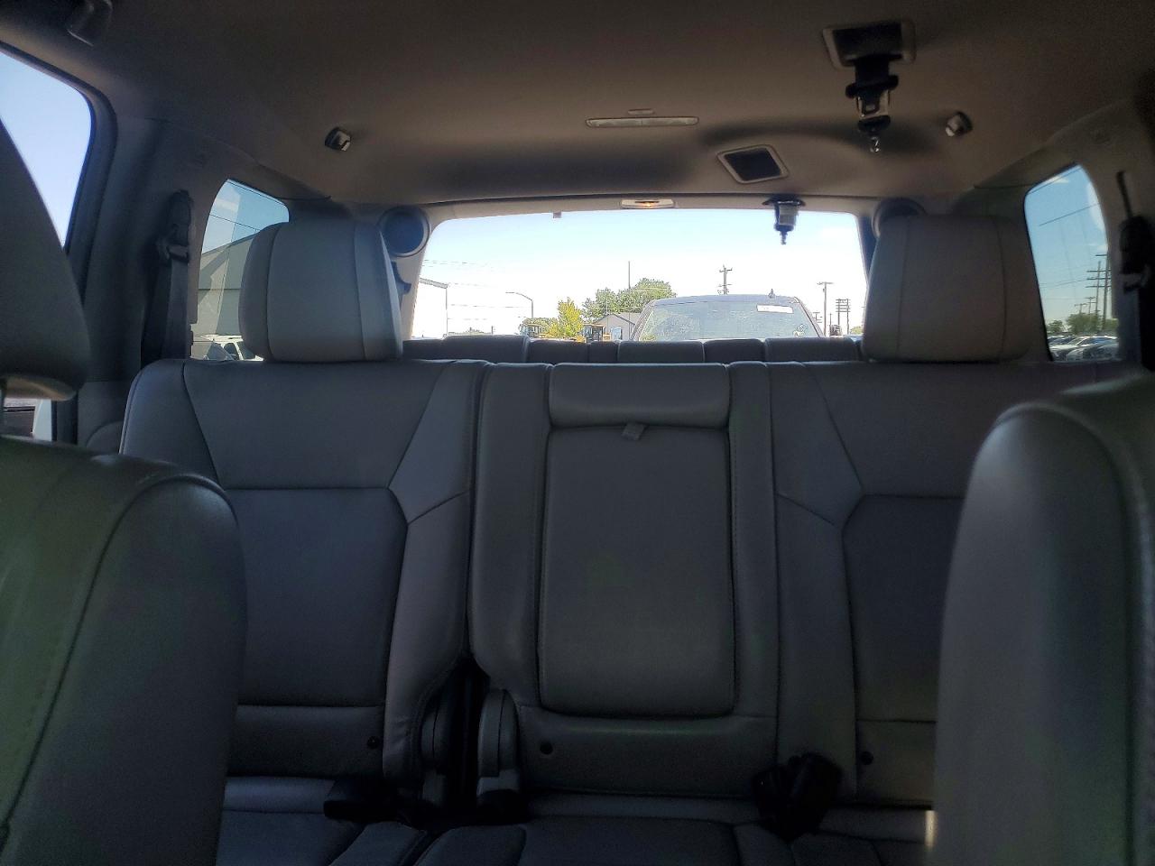 2013 Honda Pilot Touring White vin: 5FNYF4H99DB001179
