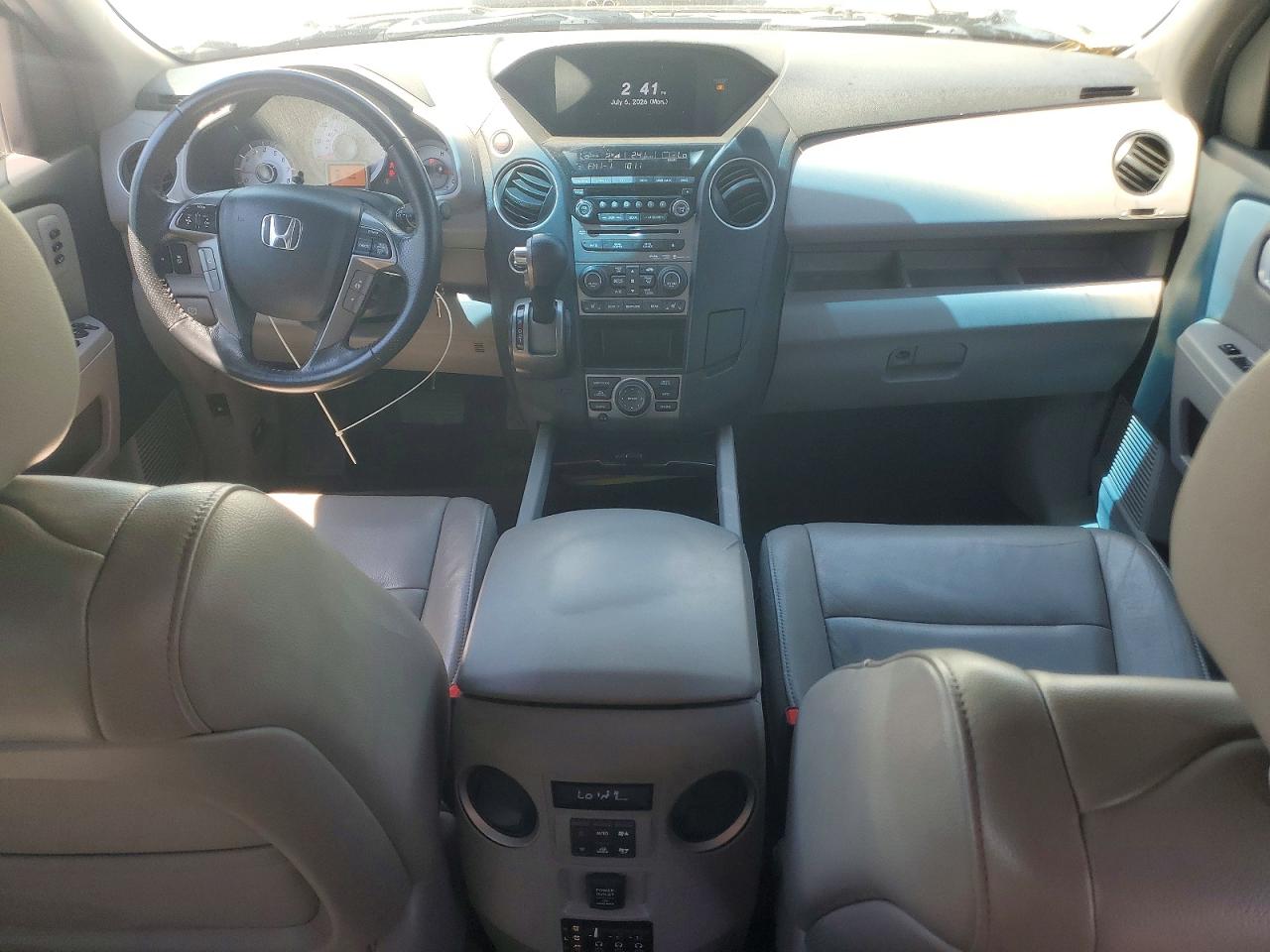 2013 Honda Pilot Touring White vin: 5FNYF4H99DB001179