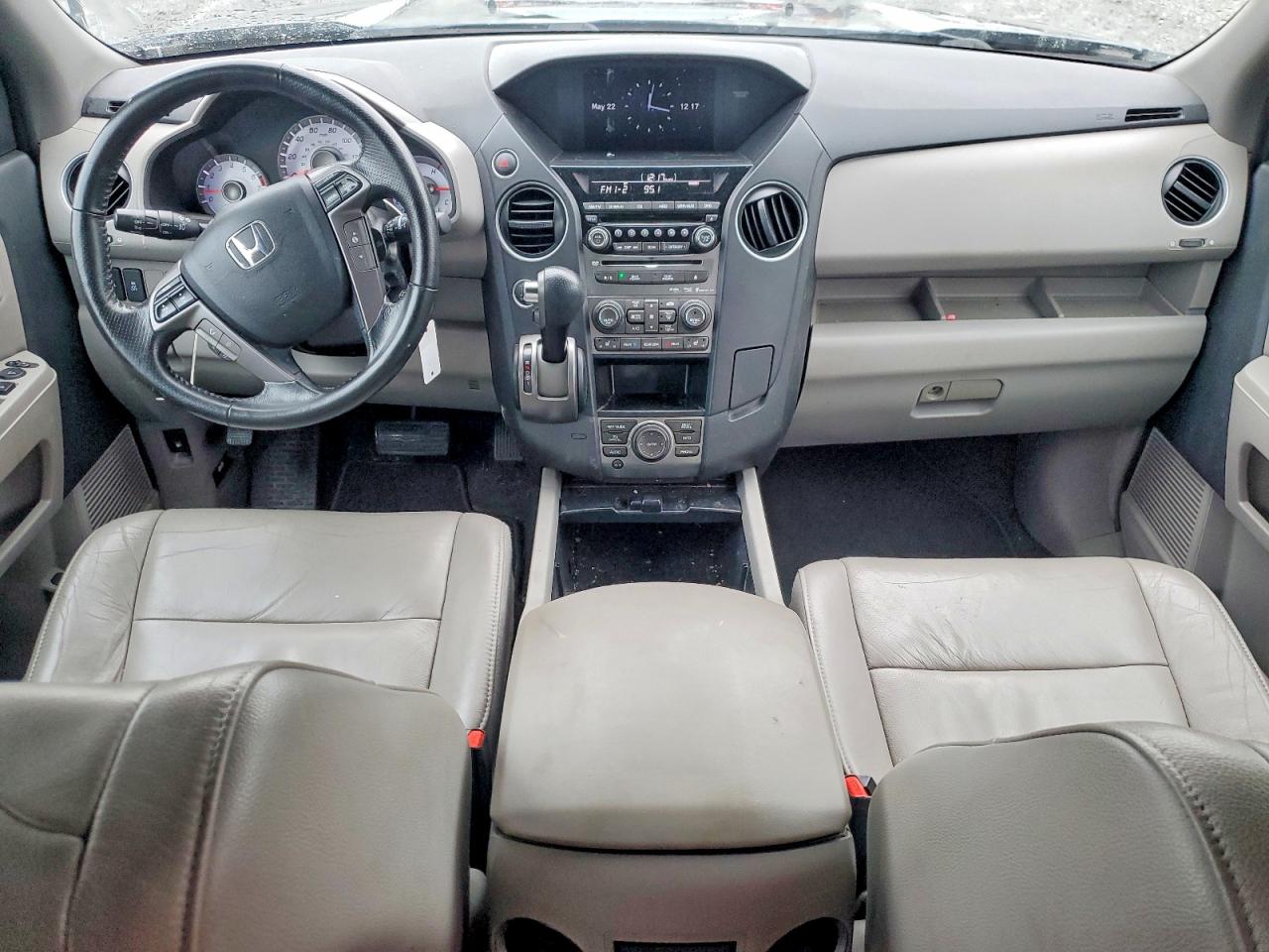 2013 Honda Pilot Touring Gray vin: 5FNYF4H99DB012893