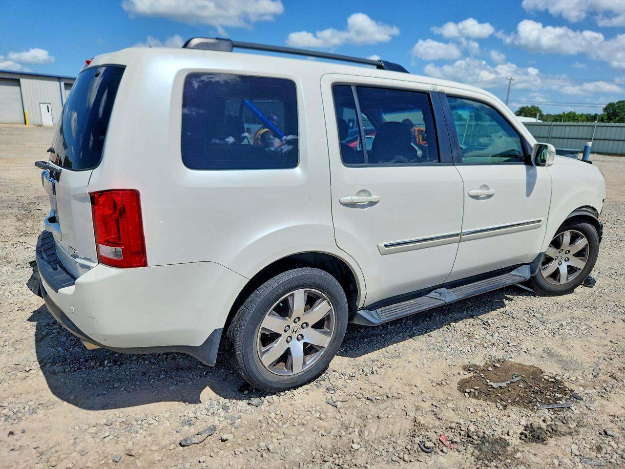 2013 Honda Pilot Touring White vin: 5FNYF4H99DB059714