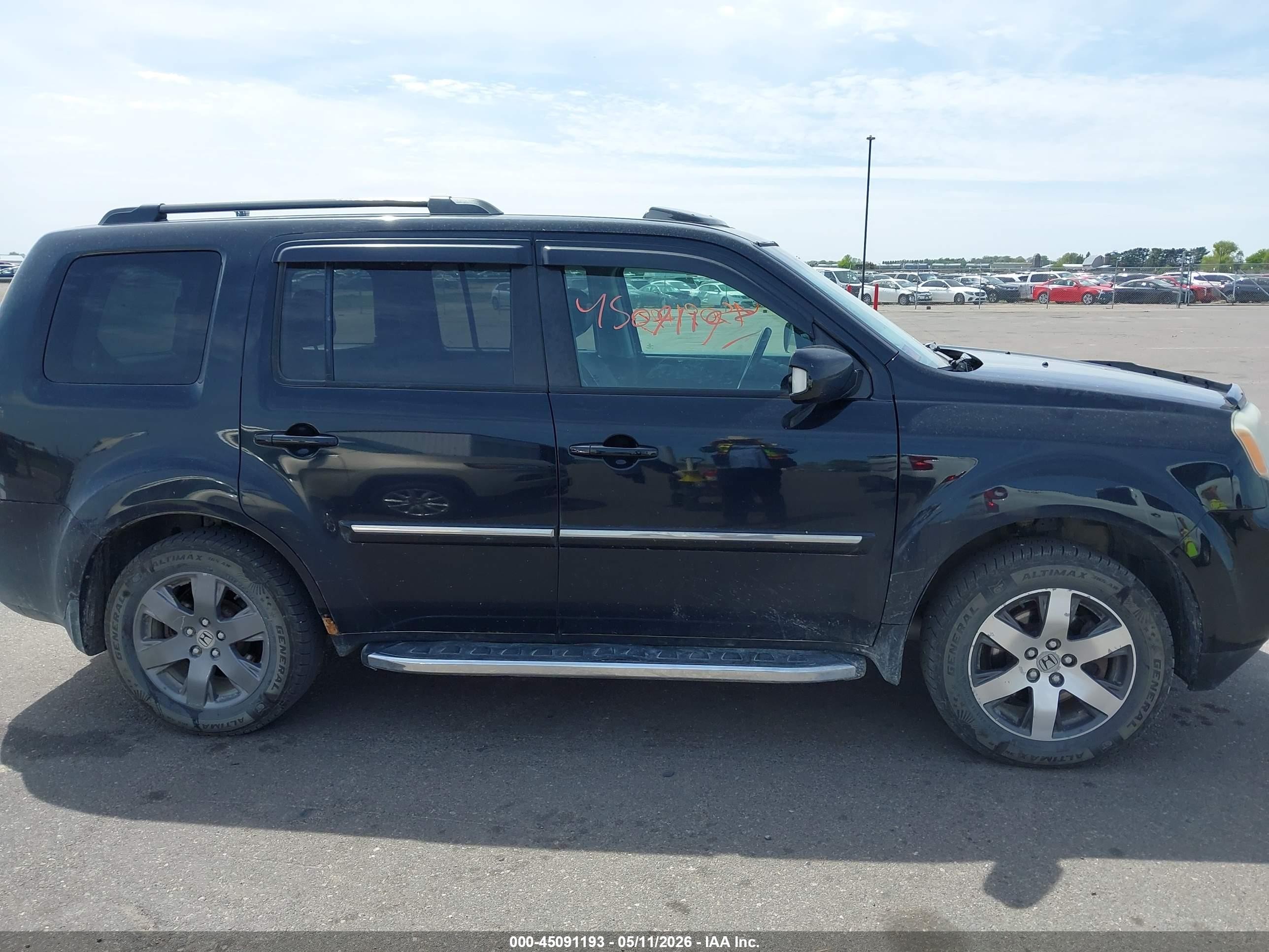 2013 Honda Pilot Touring Черный vin: 5FNYF4H99DB503612