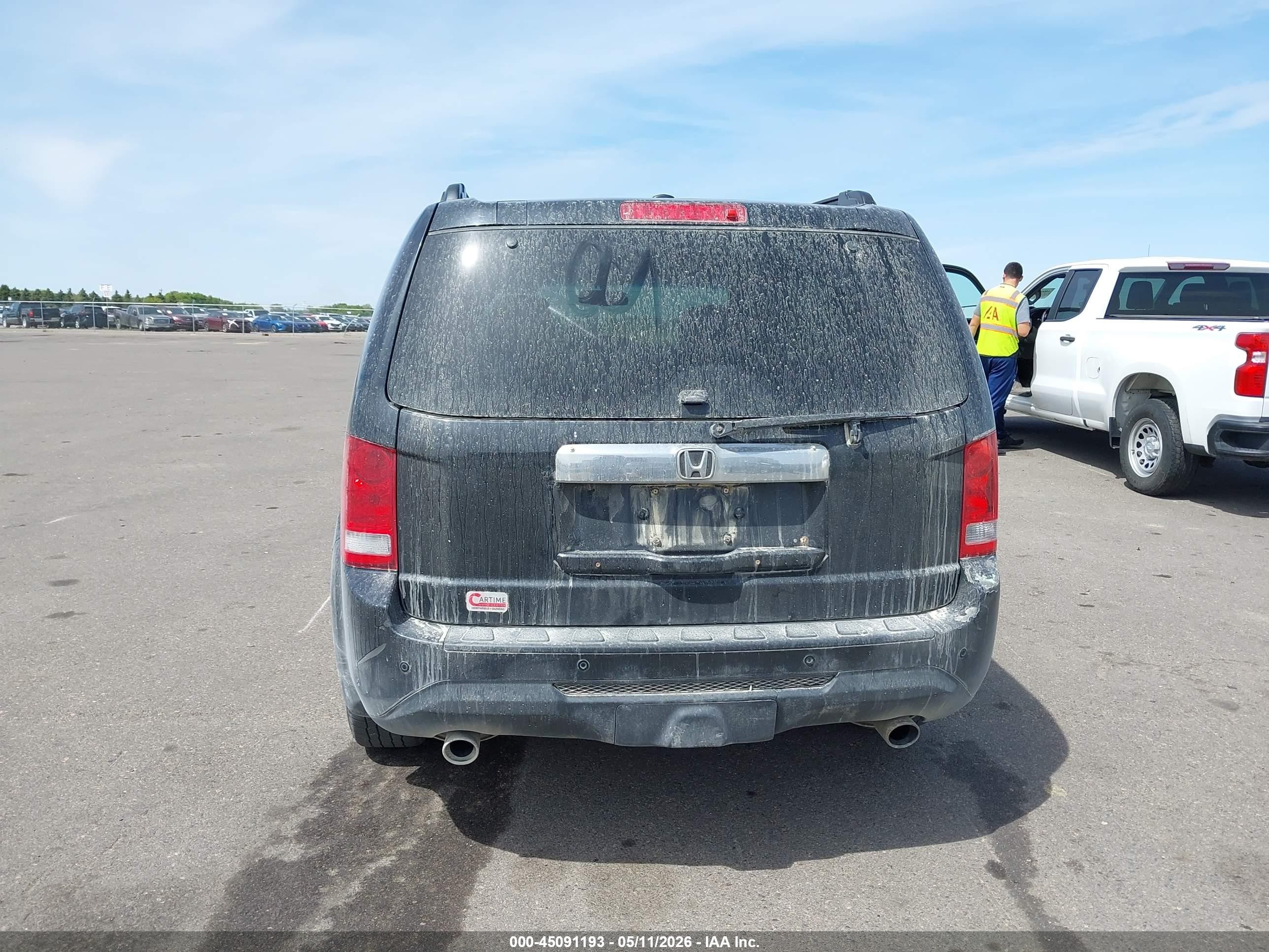 2013 Honda Pilot Touring Черный vin: 5FNYF4H99DB503612