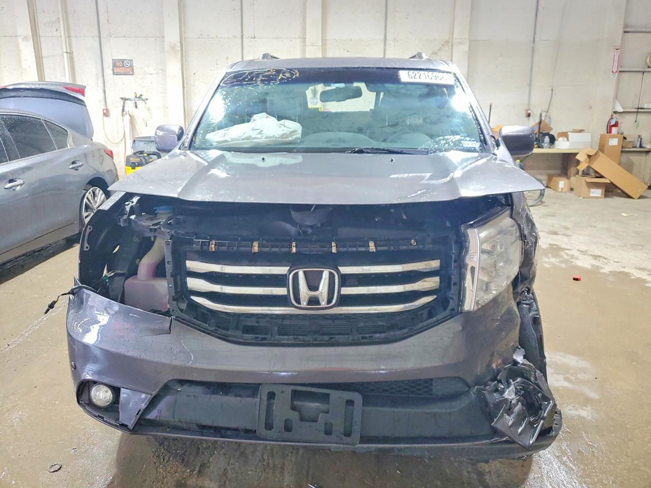 2014 Honda Pilot Touring Gray vin: 5FNYF4H99EB019070