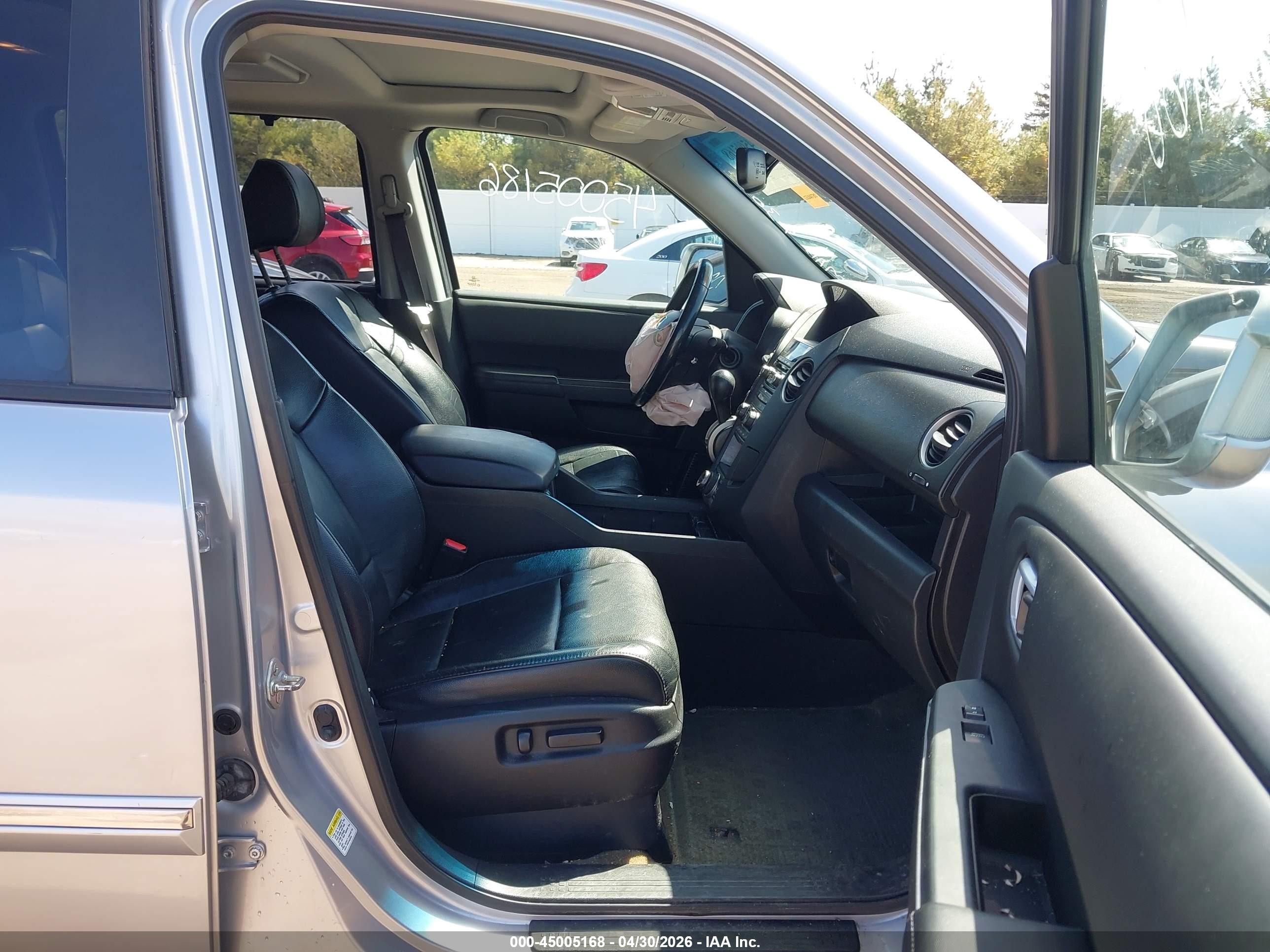 2014 Honda Pilot Touring Silver vin: 5FNYF4H99EB020722