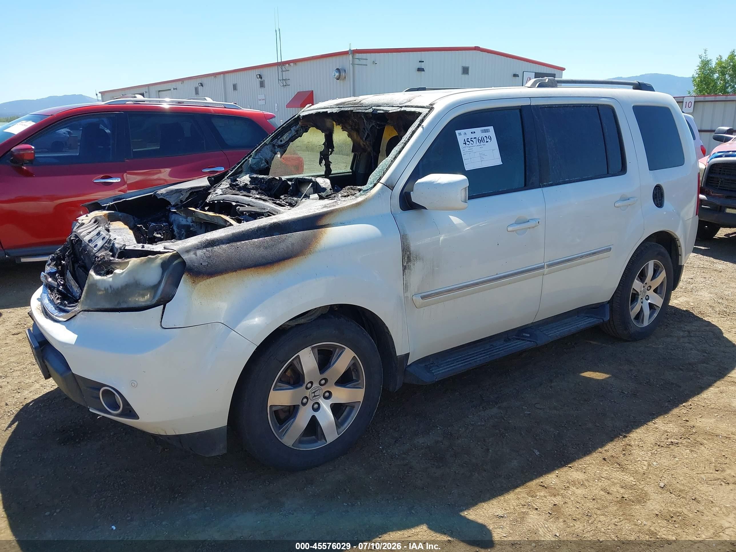 2014 Honda Pilot Touring White vin: 5FNYF4H99EB044616