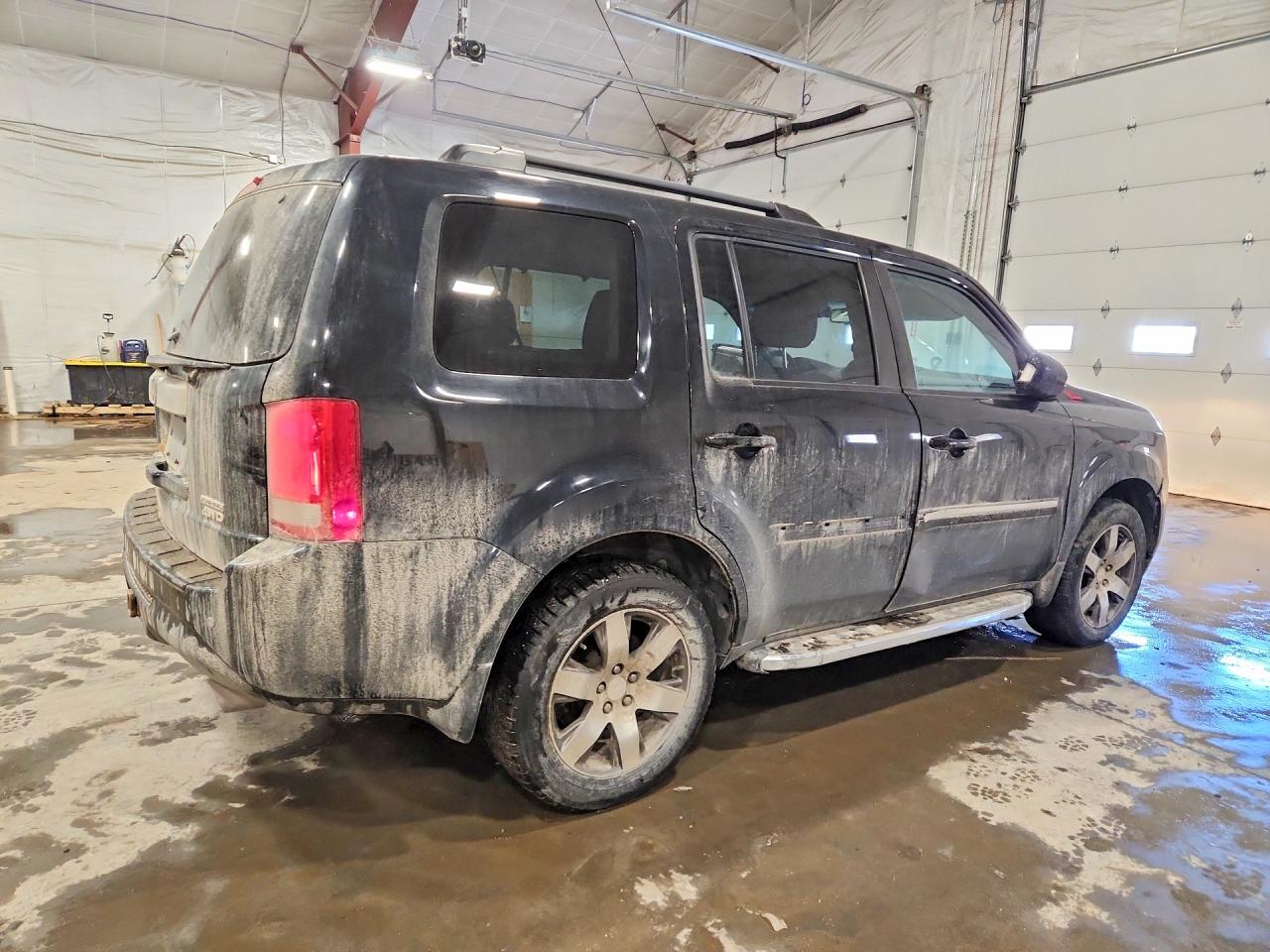 2015 Honda Pilot Touring Black vin: 5FNYF4H99FB026859